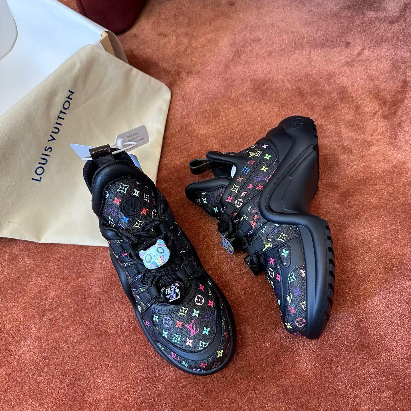 Кроссовки Женские Louis Vuitton 18537