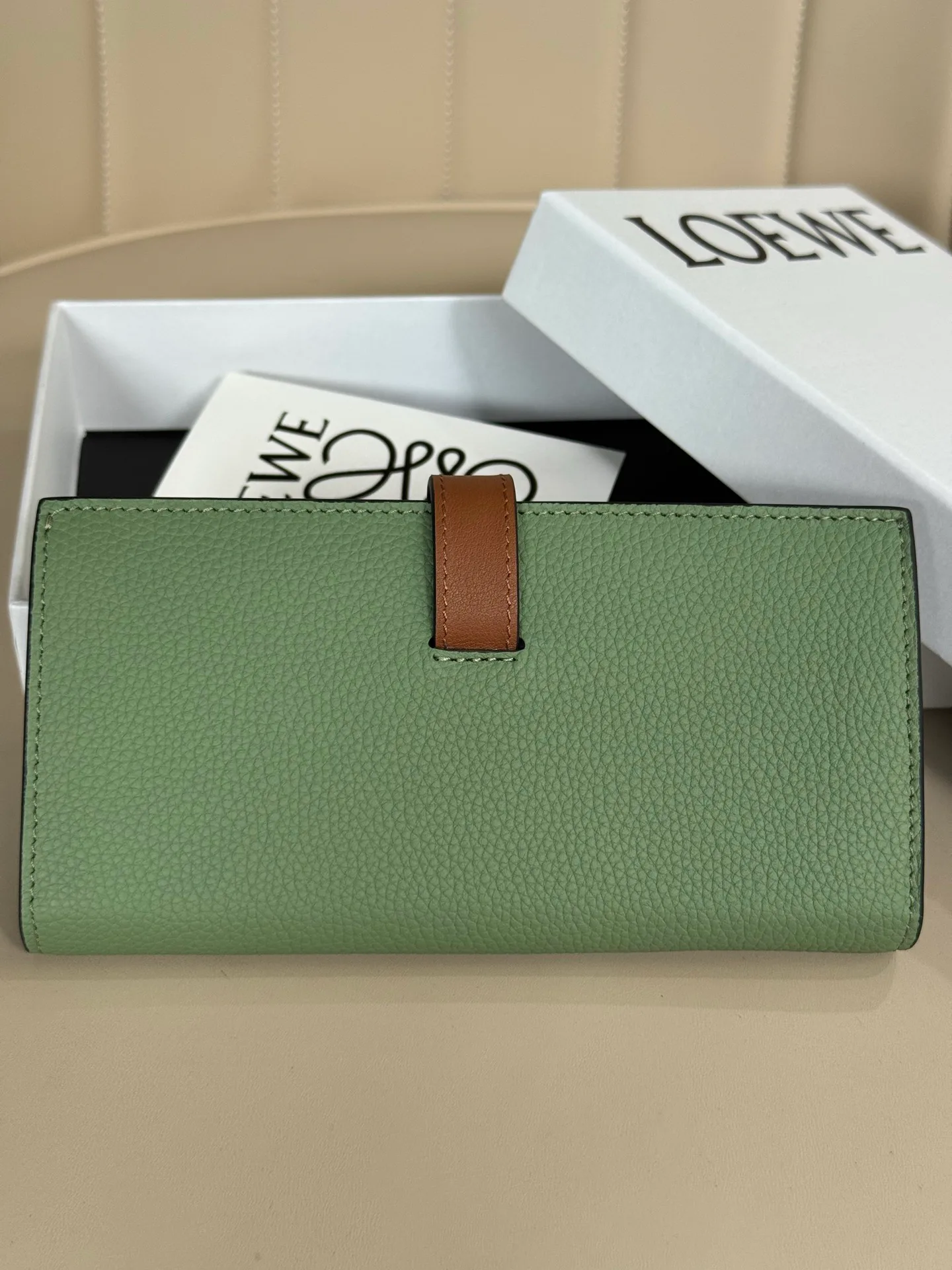 Клатчи Женские Loewe 4289260