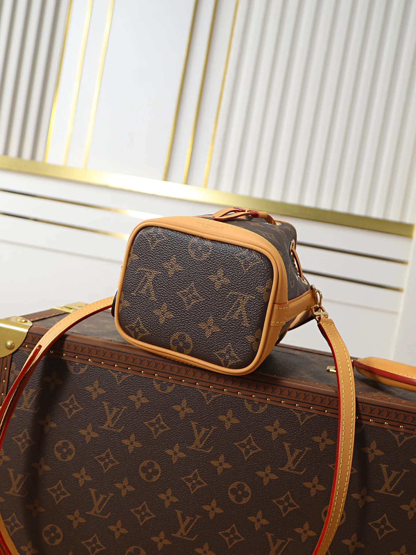 Сумки На Ремне Женские Louis Vuitton 1135326