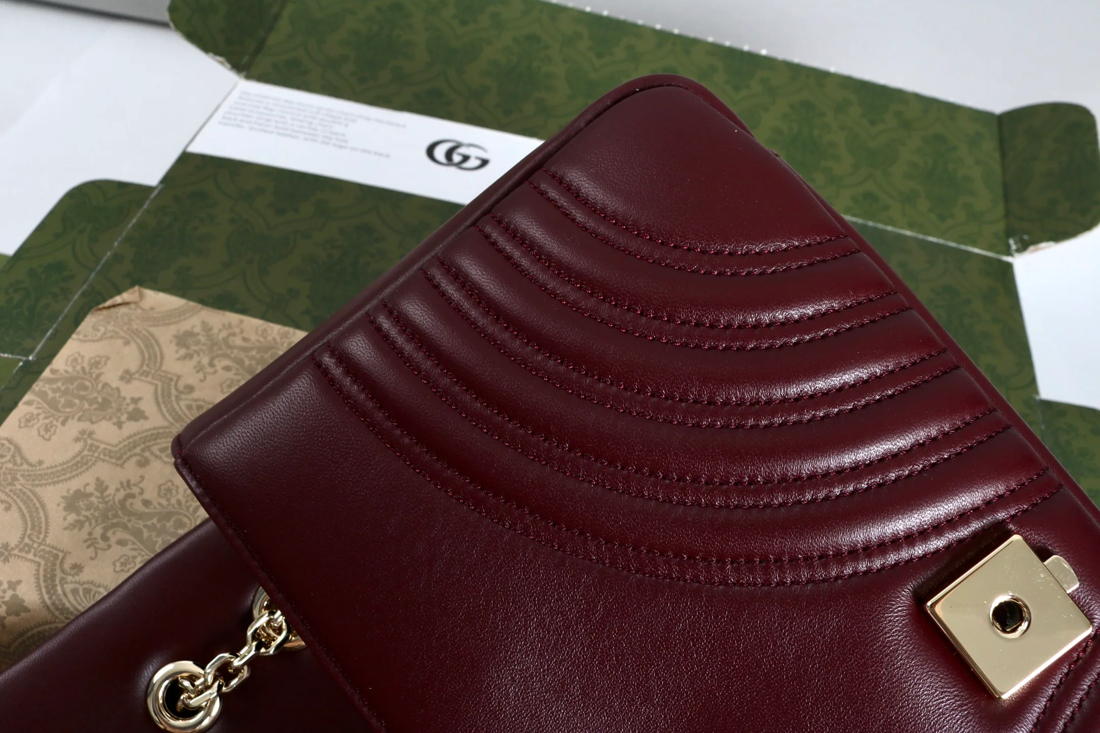 Классические Сумки Женские Gucci 18223238