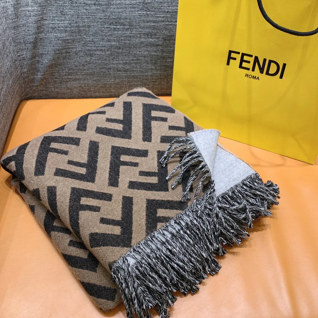 Пальто Женские Fendi 1607889