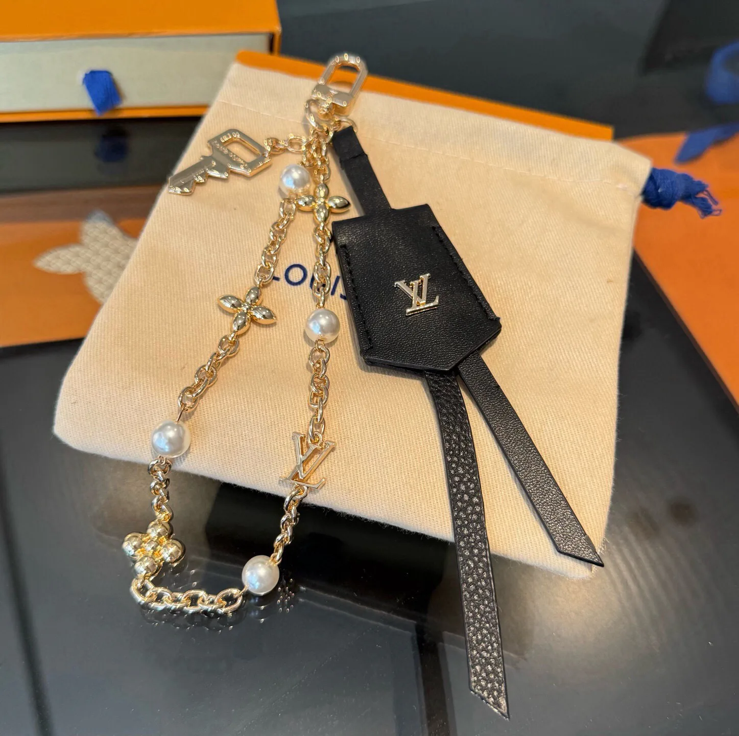 Ключницы Louis Vuitton 18013294