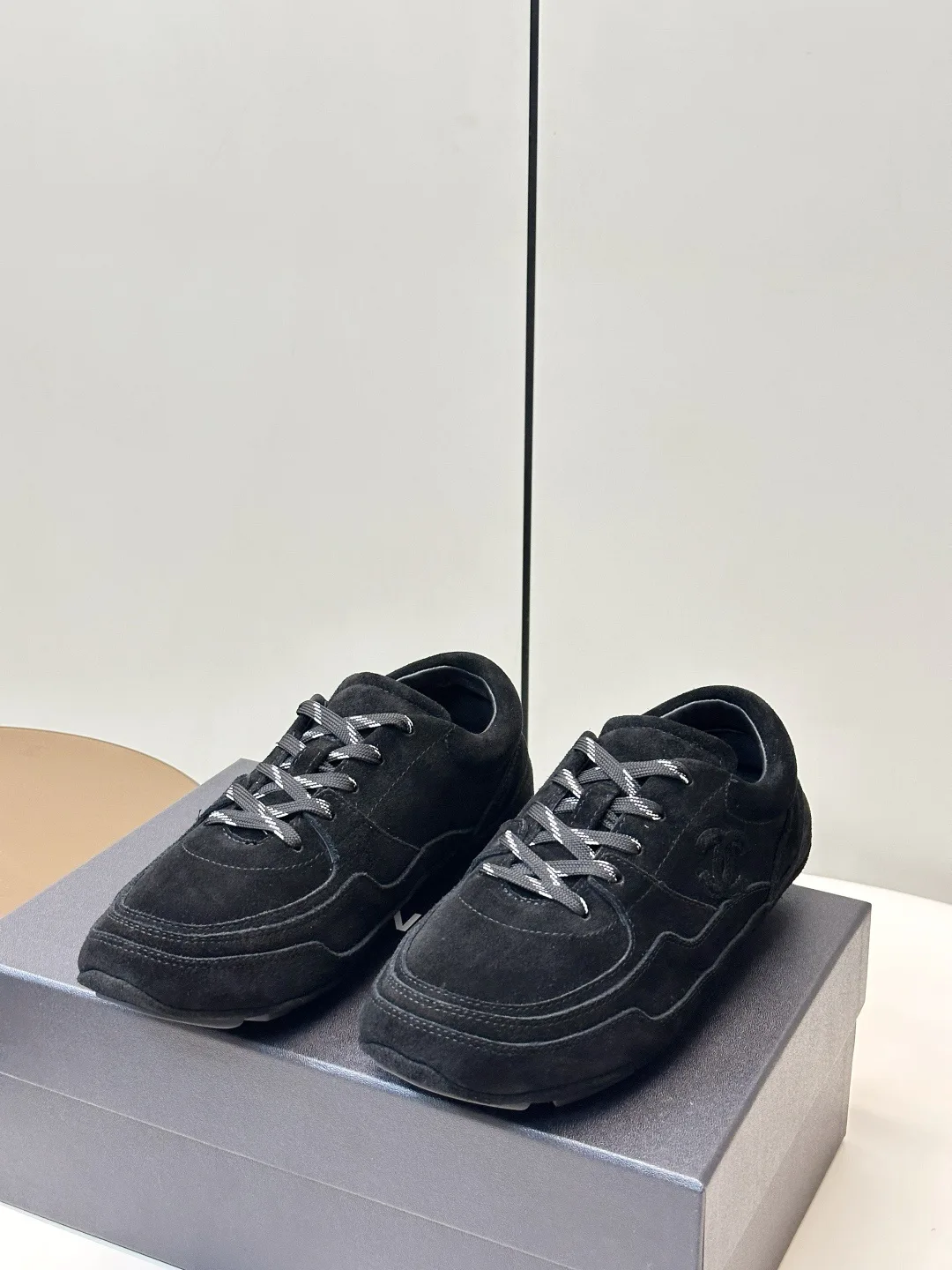 Кроссовки Женские Chanel 19501525