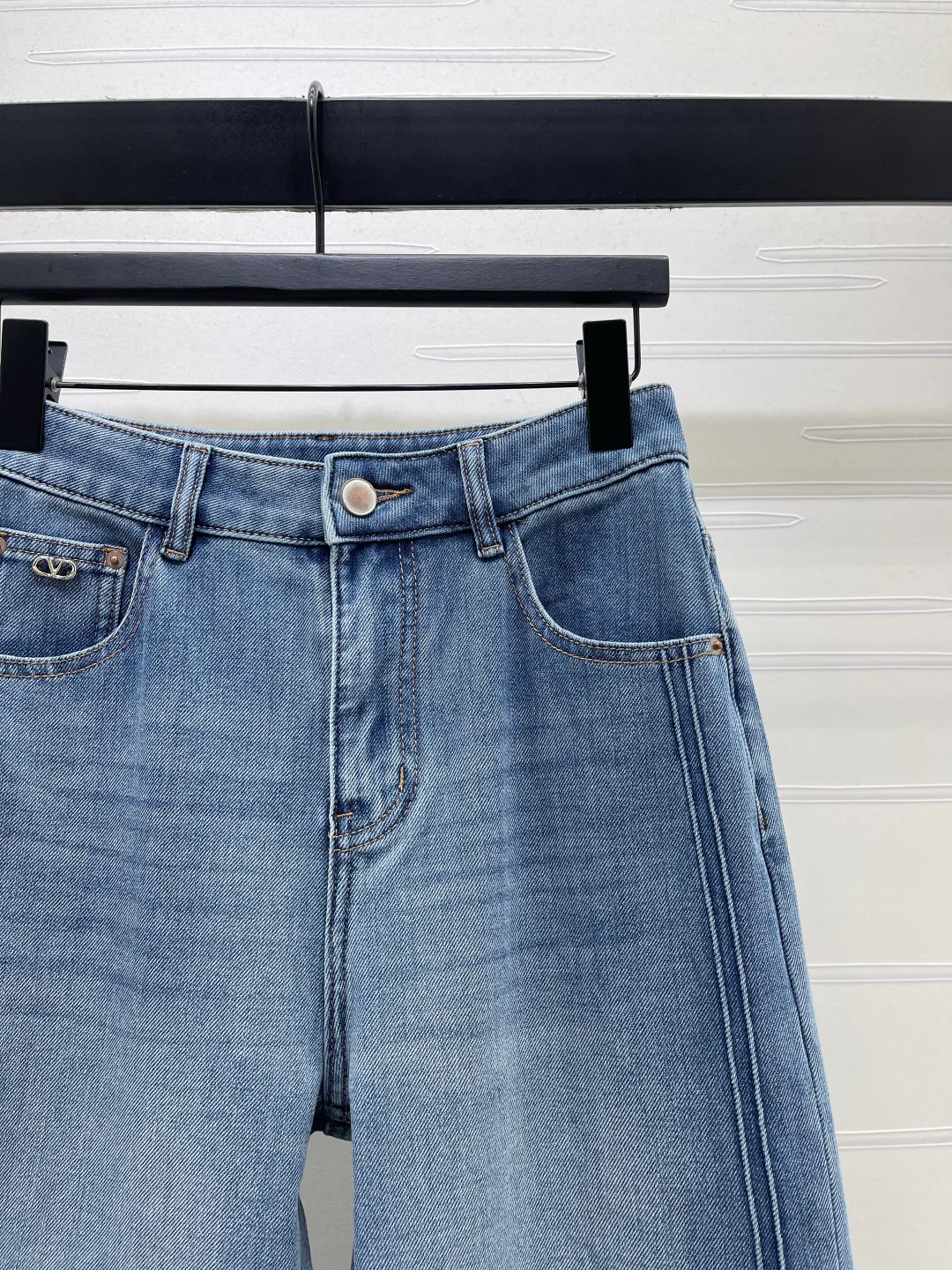 Джинсы Женские Valentino 12961846