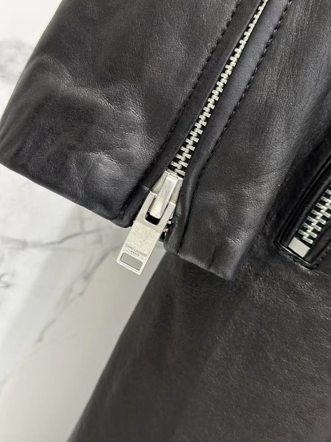 Кожаные Куртки И Дублёнки Женские Saint Laurent 11700608