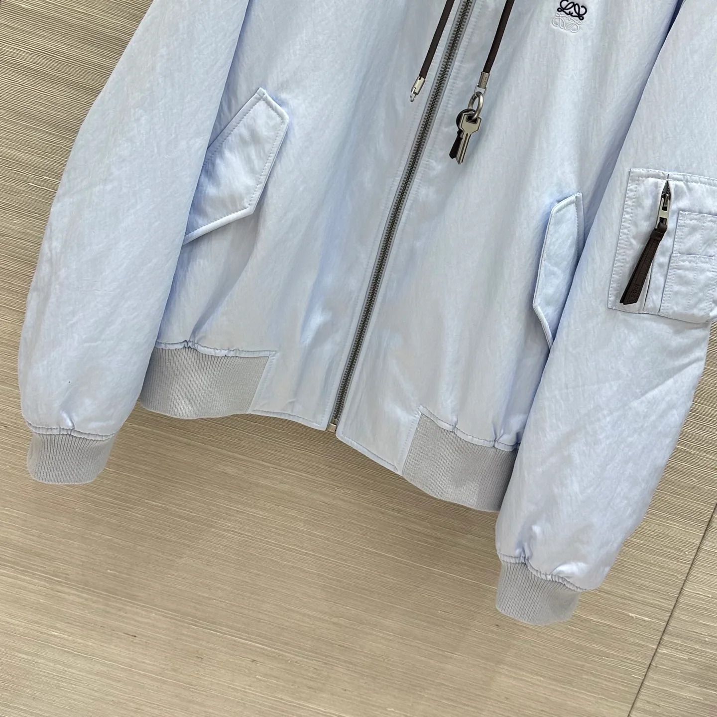 Куртки И Пуховики Женские Loewe 18653892