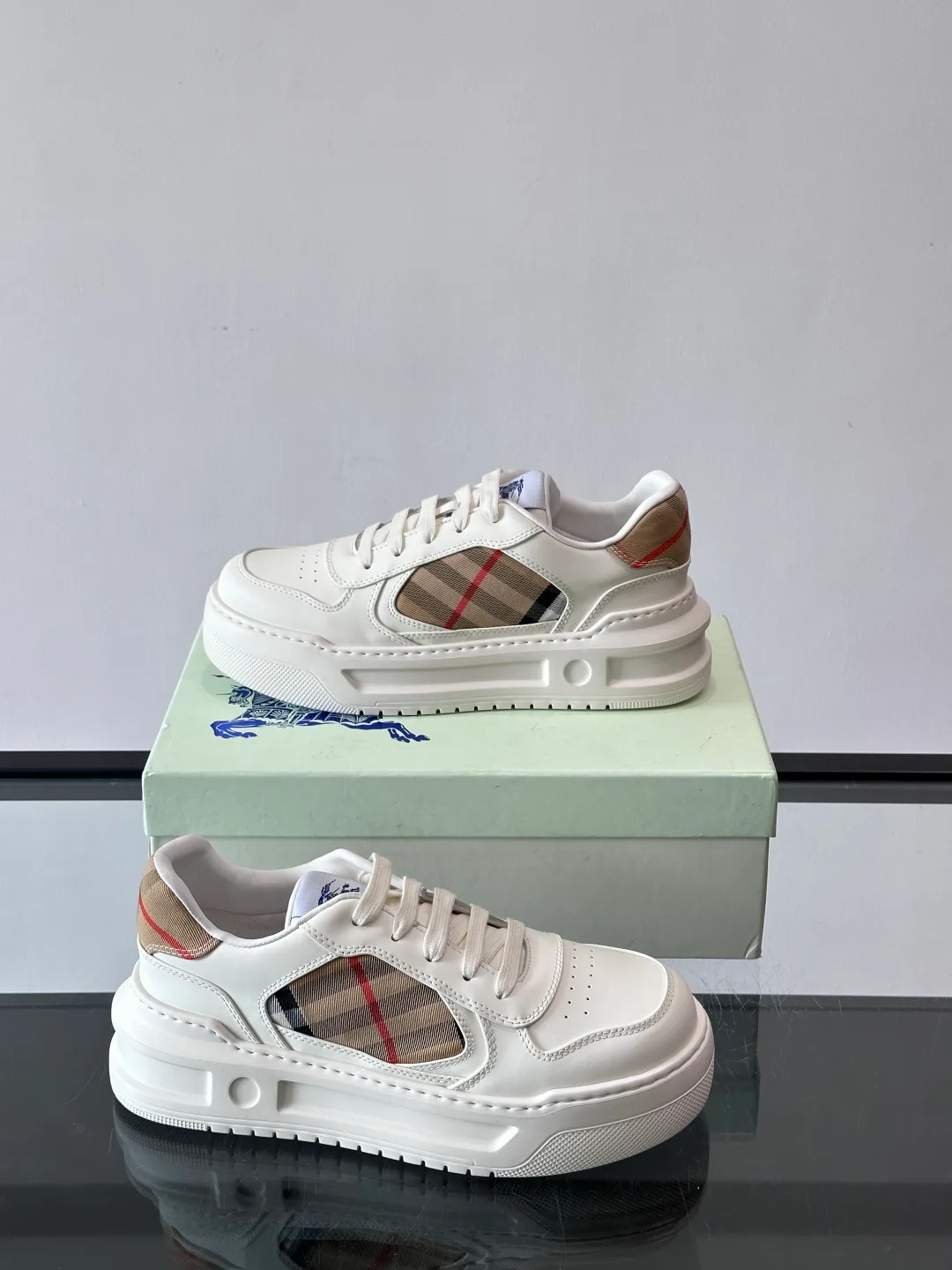 Кроссовки Мужские Burberry 10822699