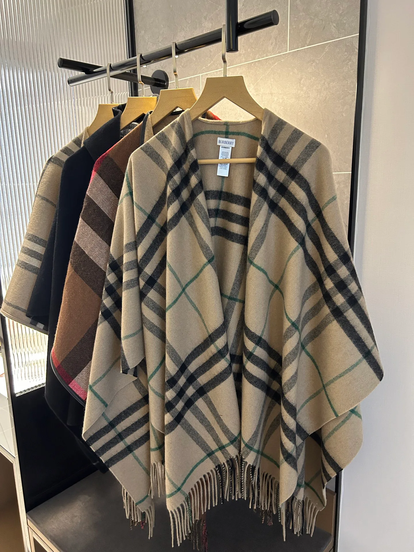 Пальто Женские Burberry 18507457