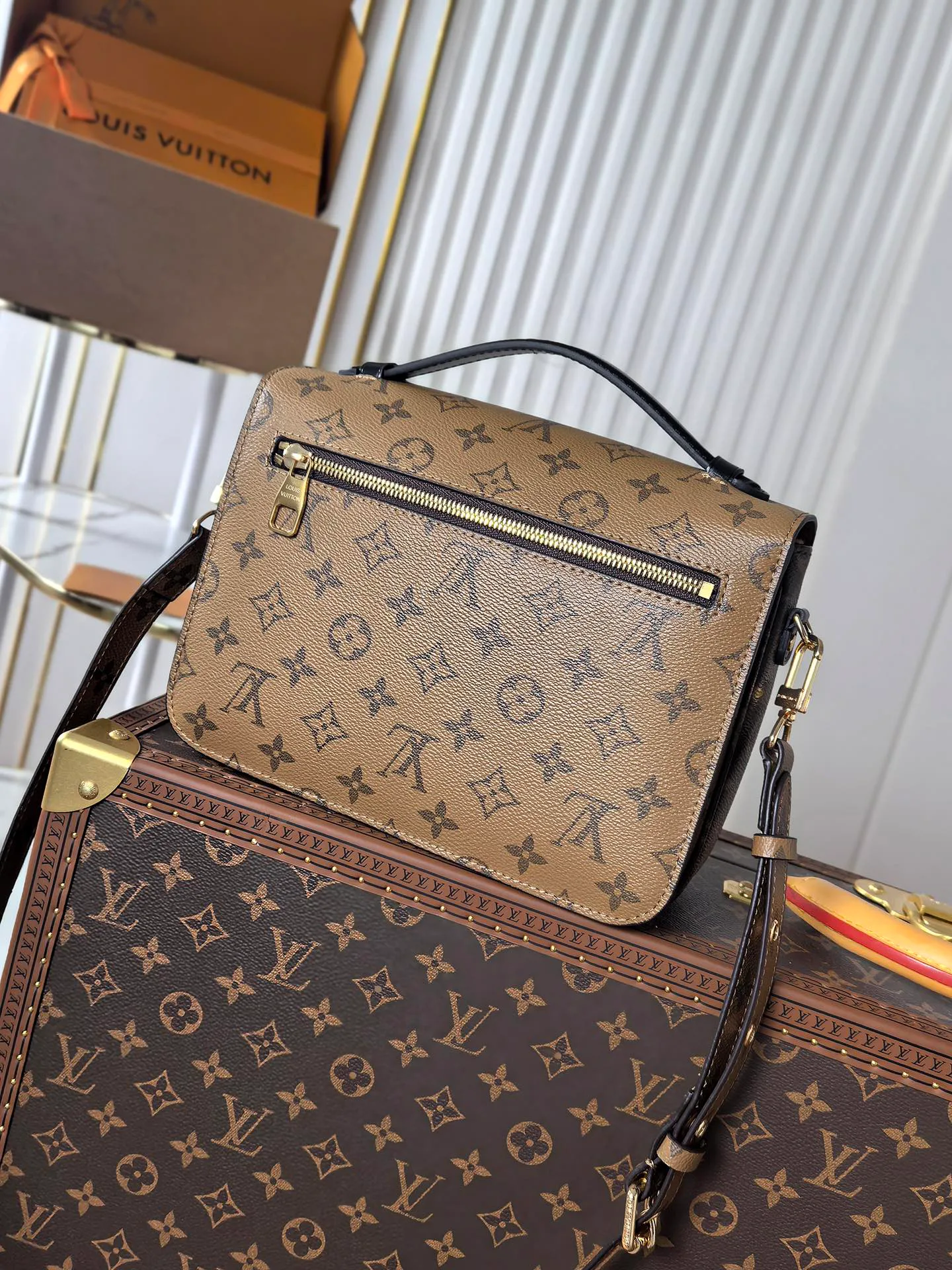 Классические Сумки Женские Louis Vuitton 13153273