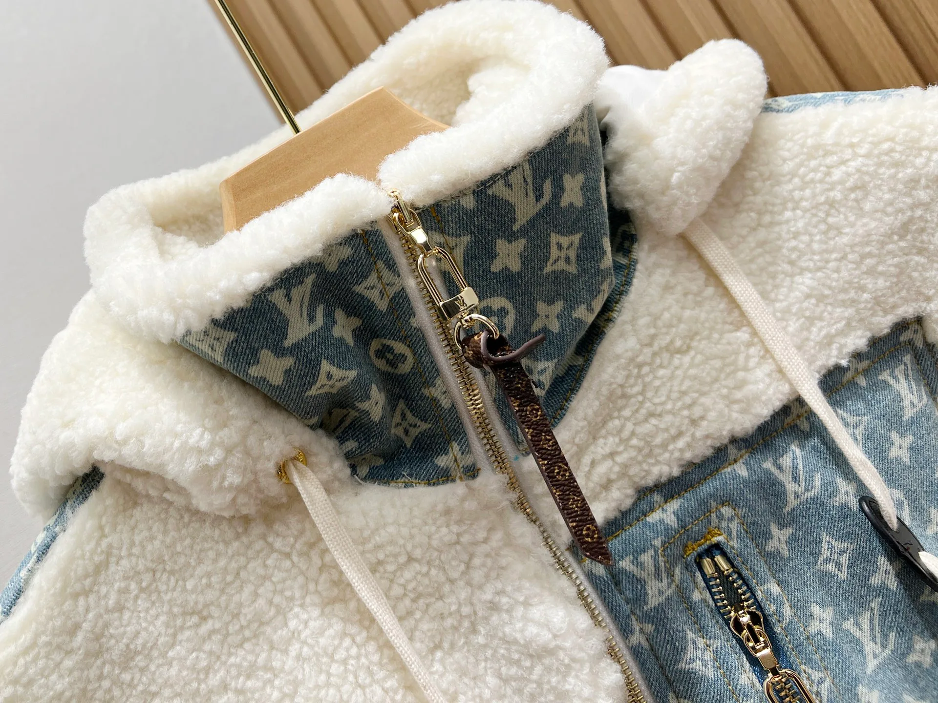 Куртки И Пуховики Мужские Louis Vuitton 773848