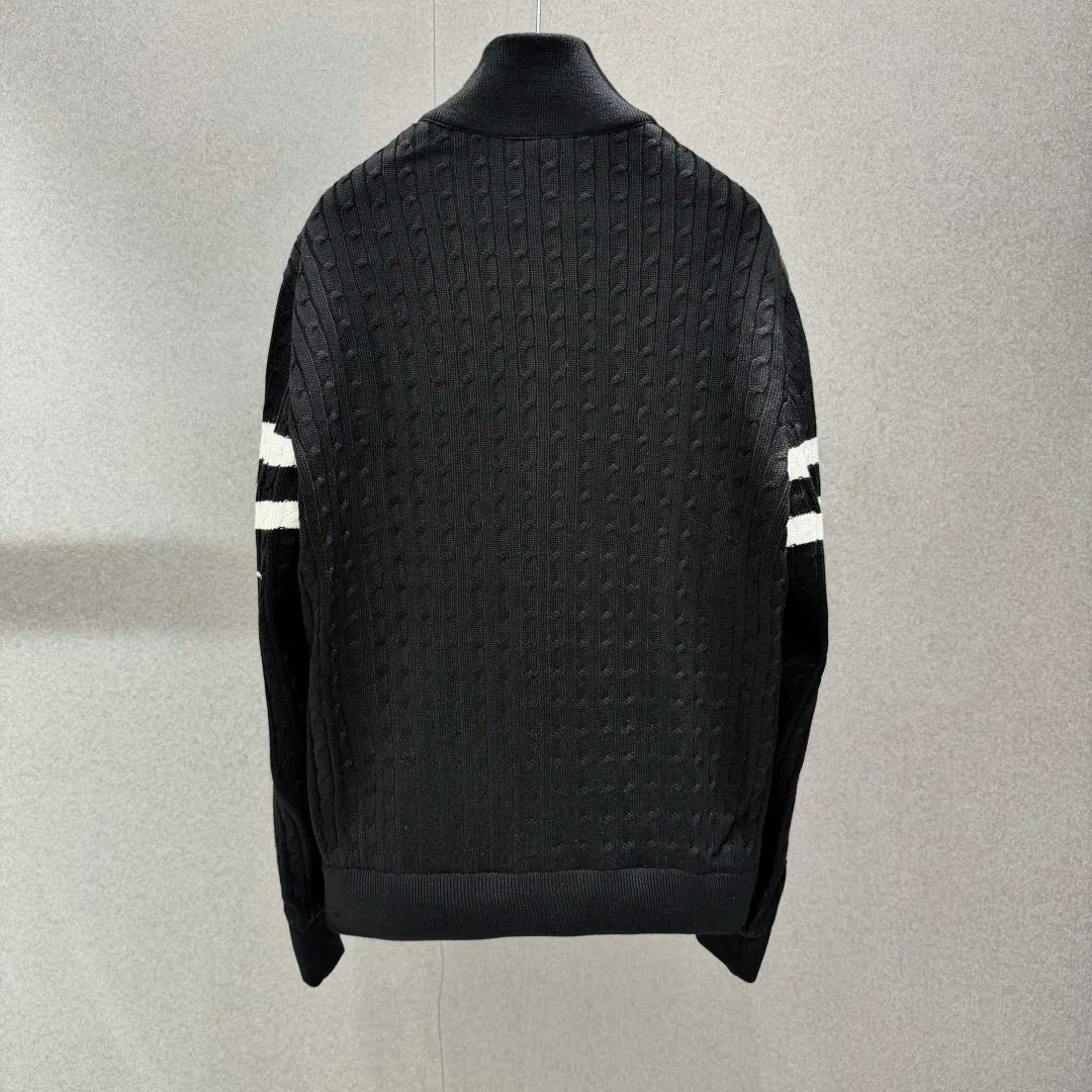 Куртки И Пуховики Мужские Moncler 17418472