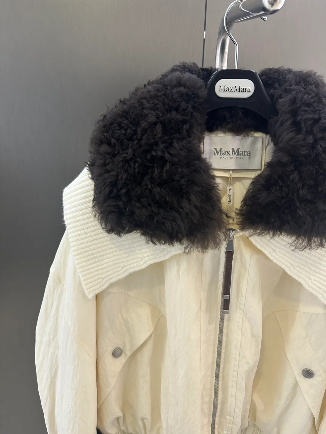 Куртки И Пуховики Женские Max Mara 476576