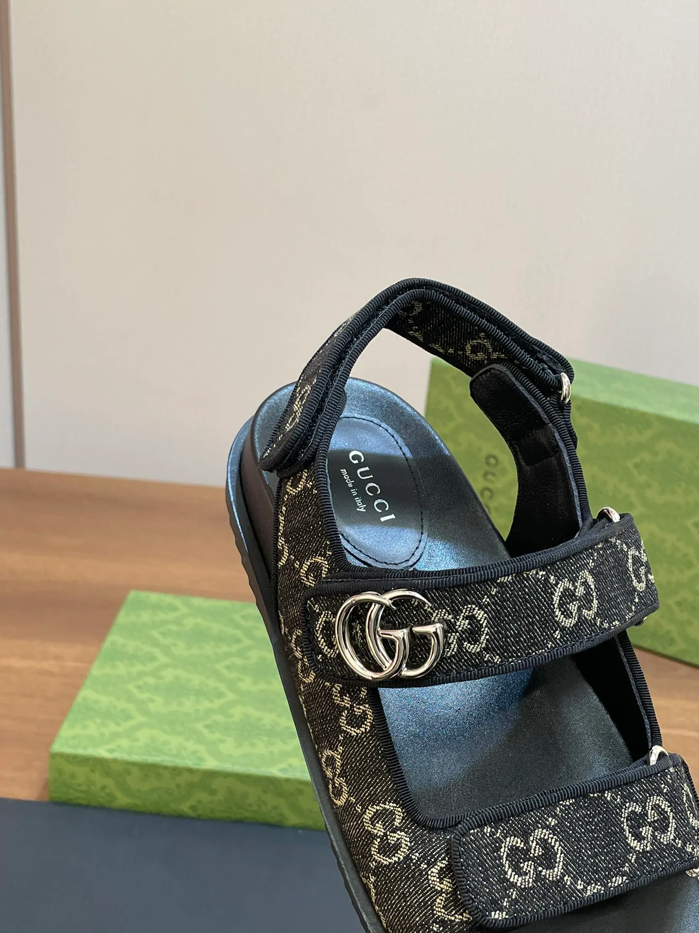 Сандалии Женские Gucci 21088