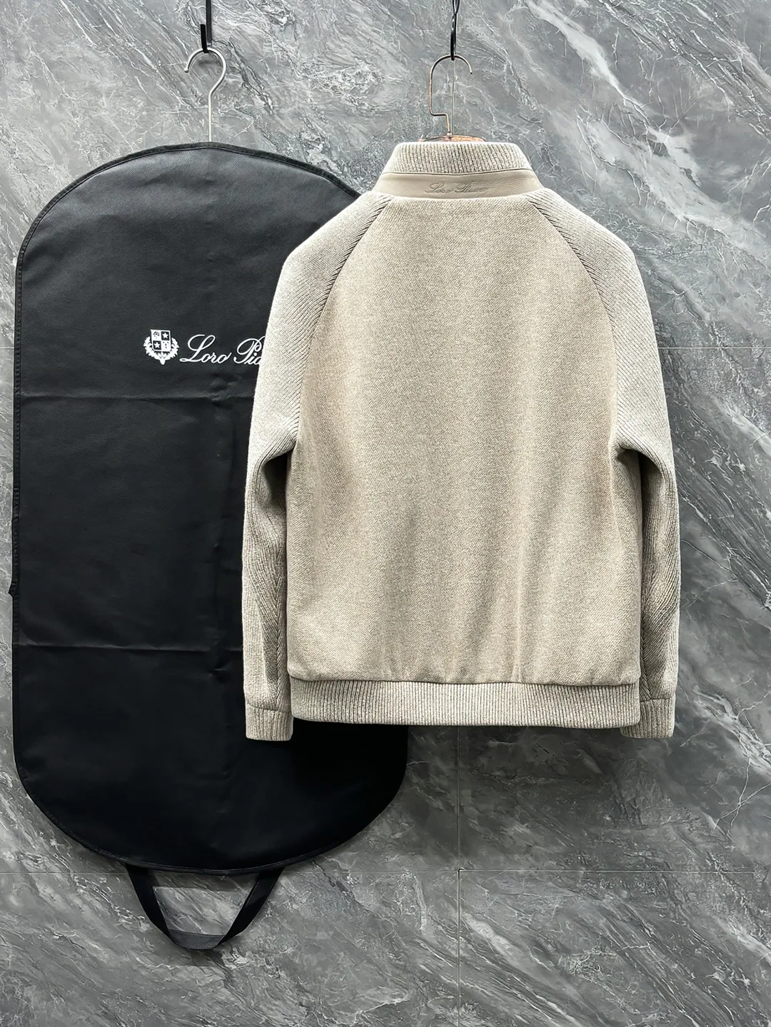 Куртки И Пуховики Мужские Loro Piana 1309576