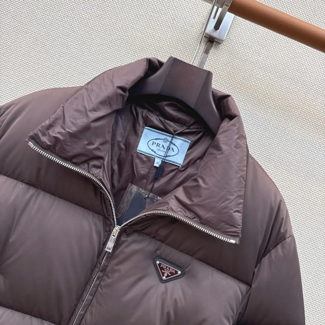 Куртки И Пуховики Женские Prada 18328141
