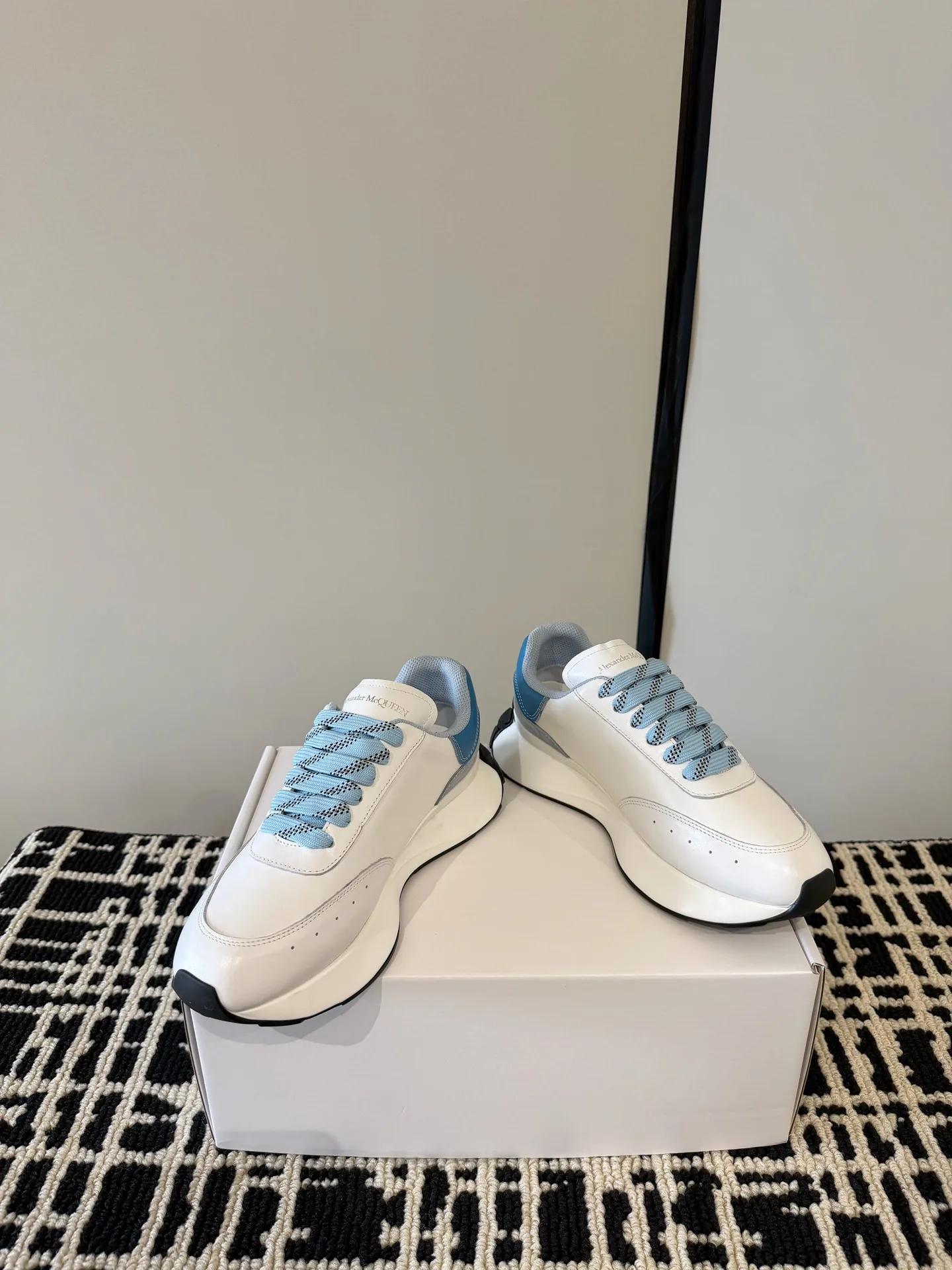 Кеды Женские Alexander Mcqueen 13343931