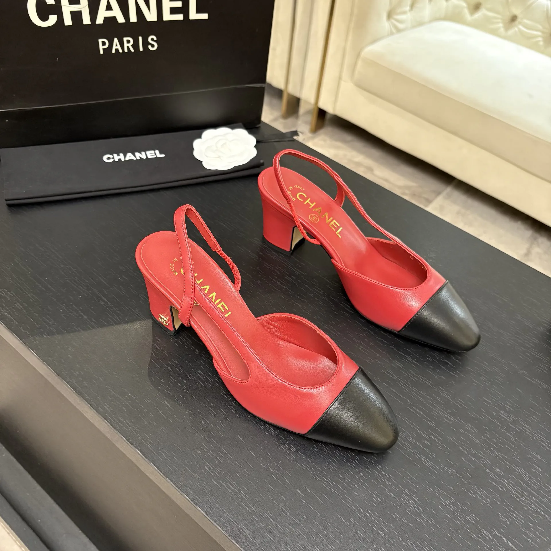 Туфли Женские Chanel 19554647