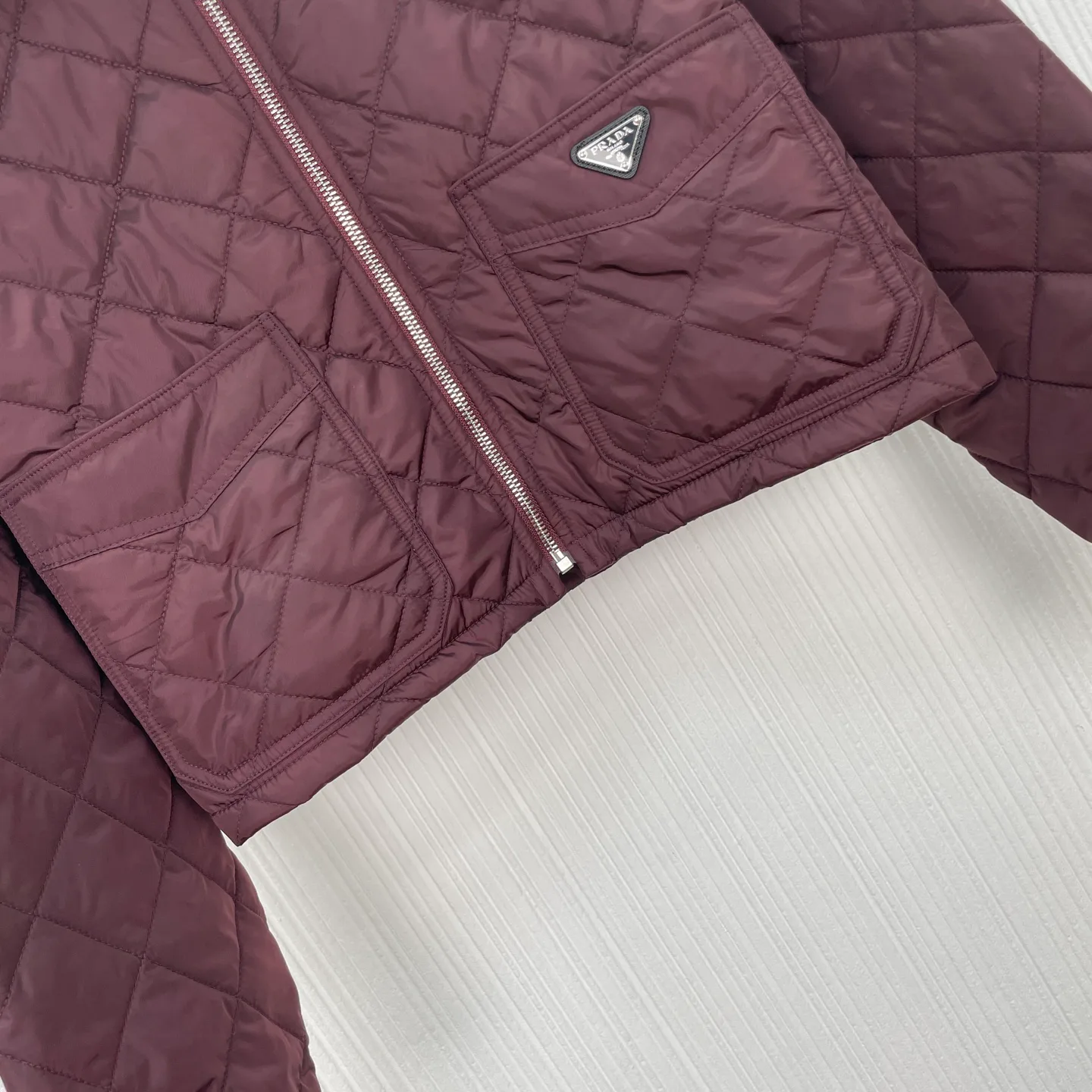Куртки И Пуховики Женские Prada 18952143