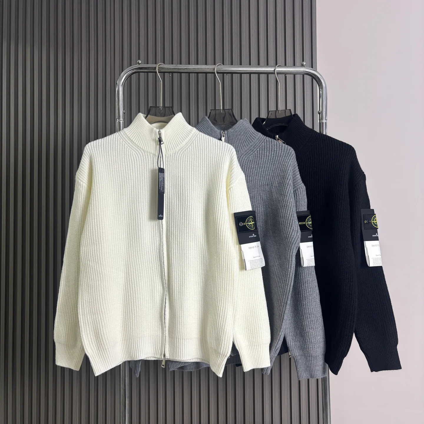Джемперы И Свитеры Мужские Stone Island 18033033