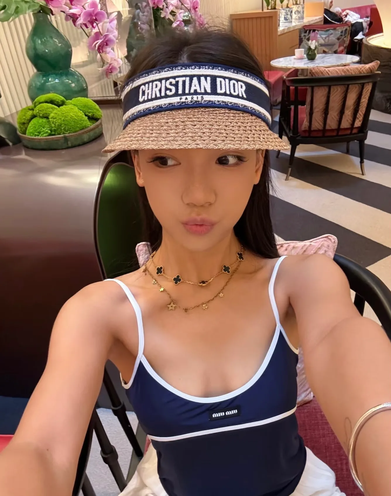 Головные Уборы Christian Dior 13294404