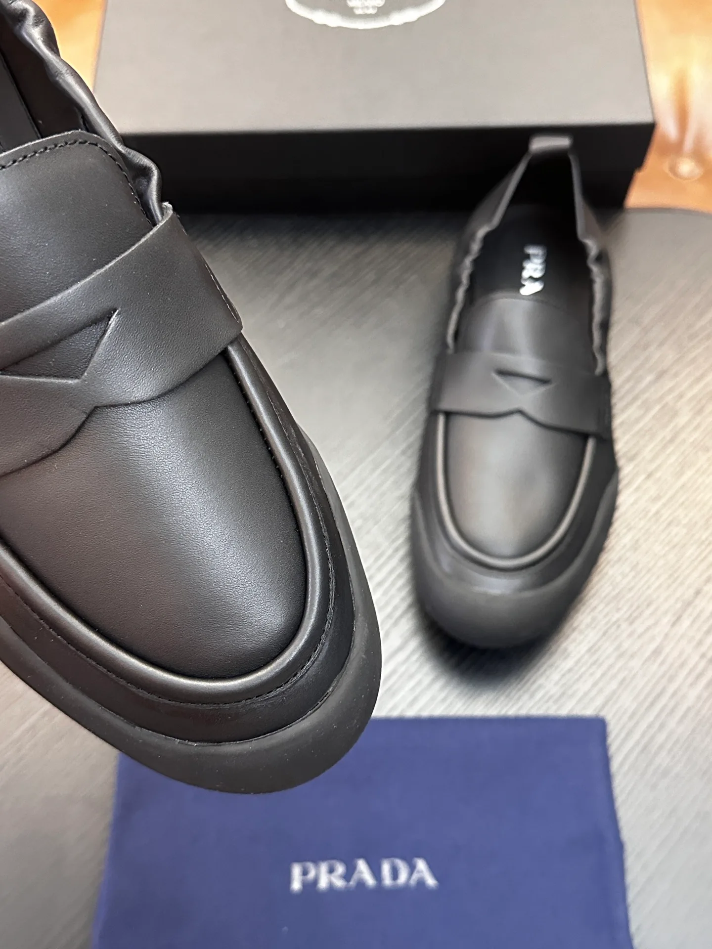 Кроссовки Мужские Prada 11858364