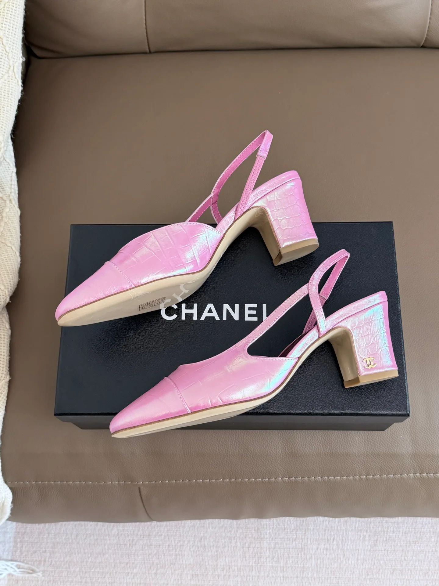 Туфли Женские Chanel 19766300