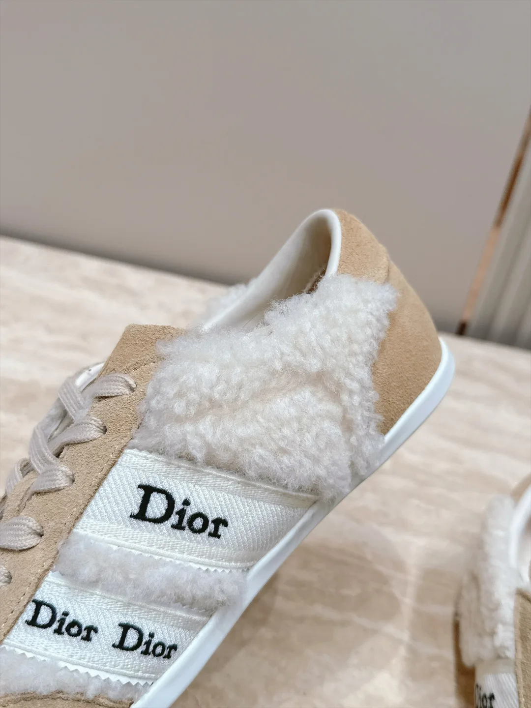 Кроссовки Женские Christian Dior 18780423