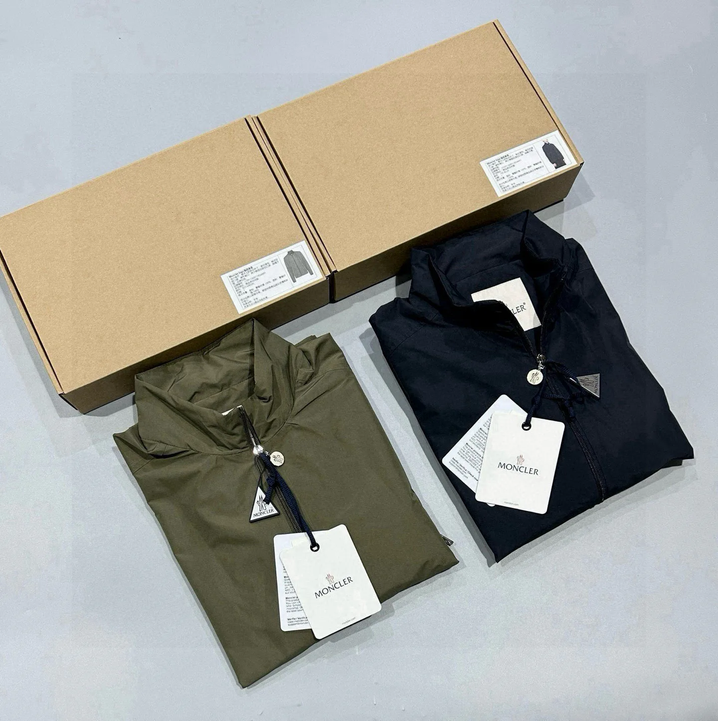 Куртки И Пуховики Мужские Moncler 11350645