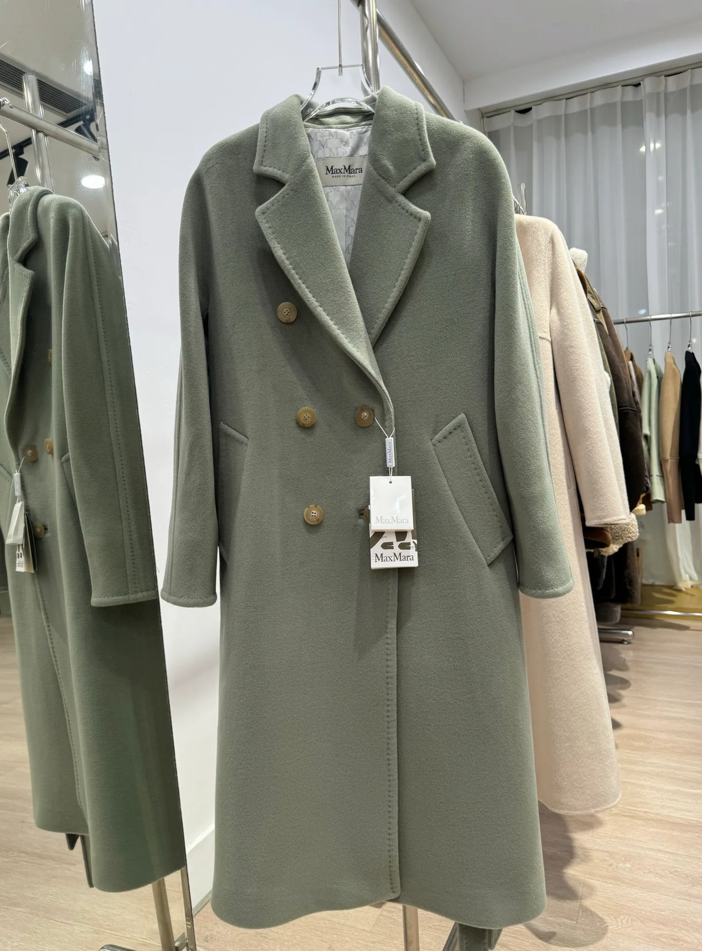 Пальто Женские Max Mara 18245176