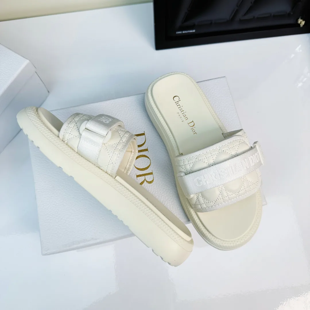 Шлепанцы Женские Christian Dior 13311