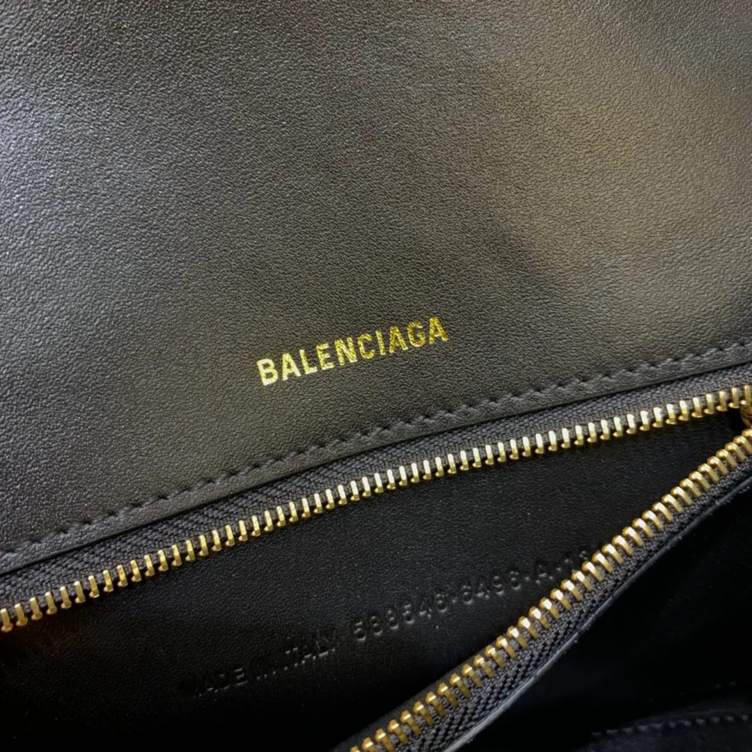Классические Сумки Женские Balenciaga 11864262