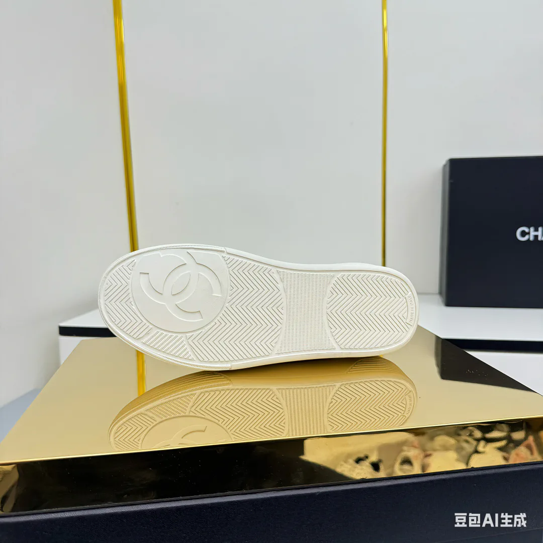 Кроссовки Женские Chanel 4502742