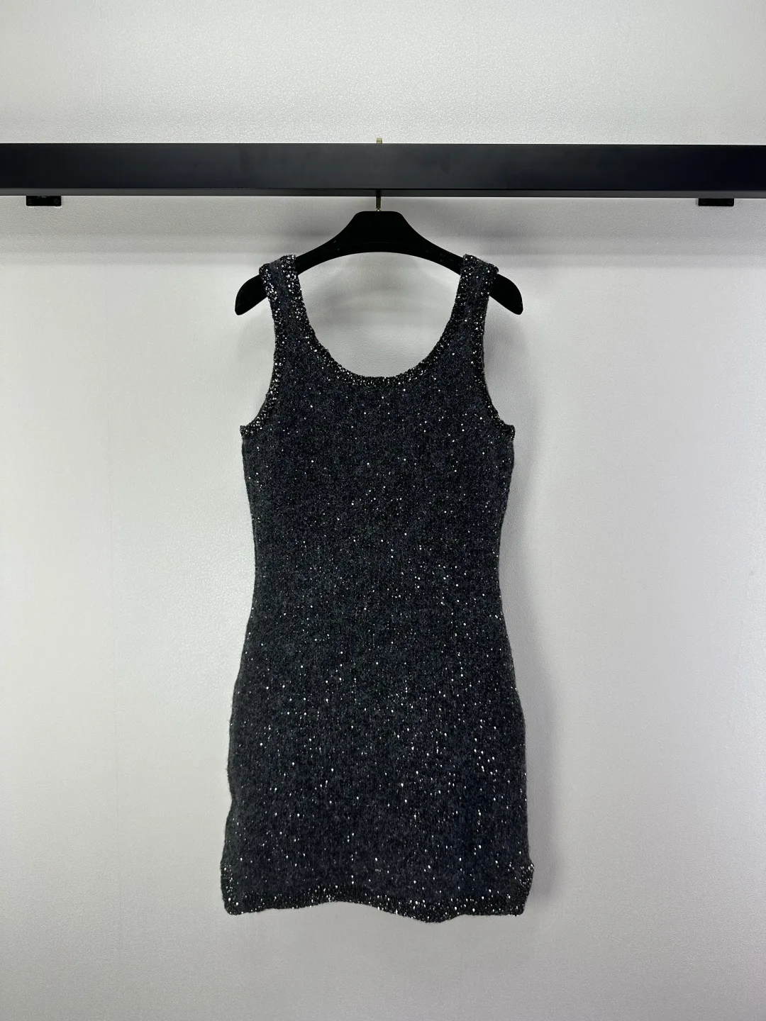 Платья Женские Chanel 11041328