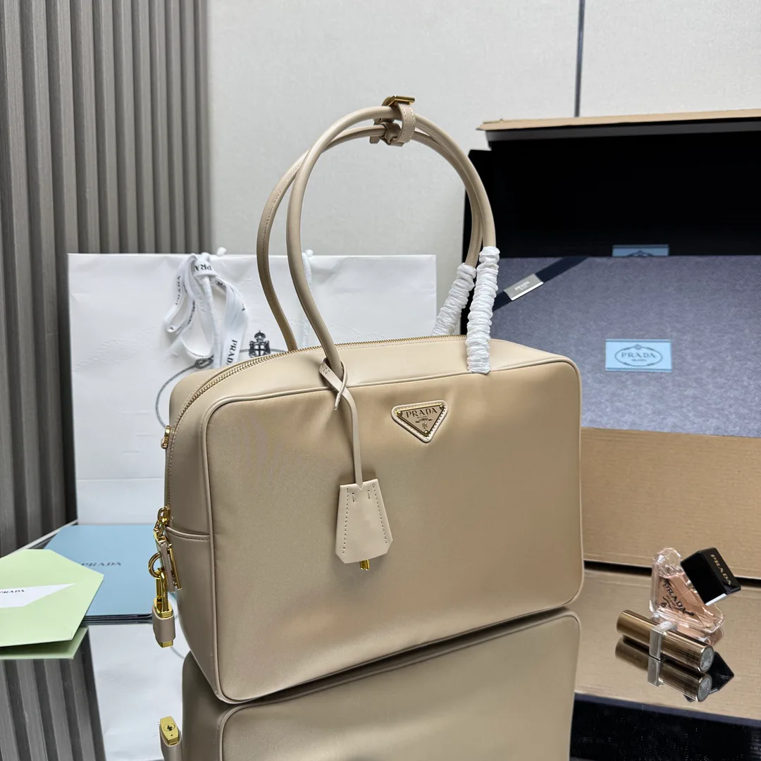 Классические Сумки Женские Prada 118543