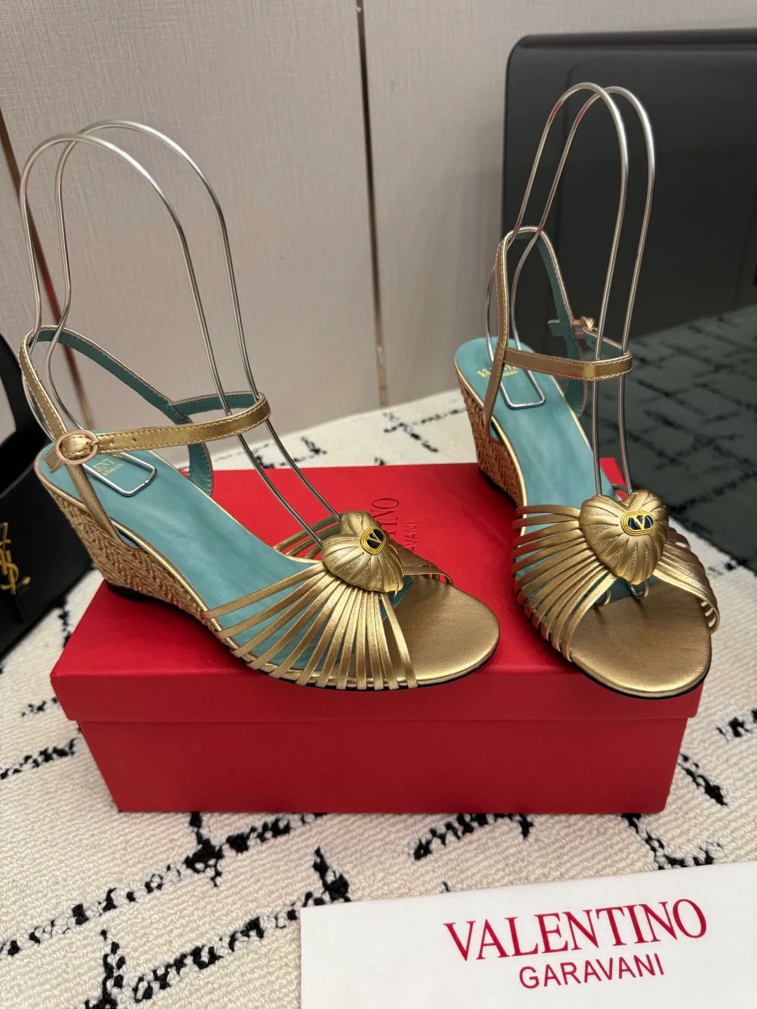 Босоножки Женские Valentino 18049000
