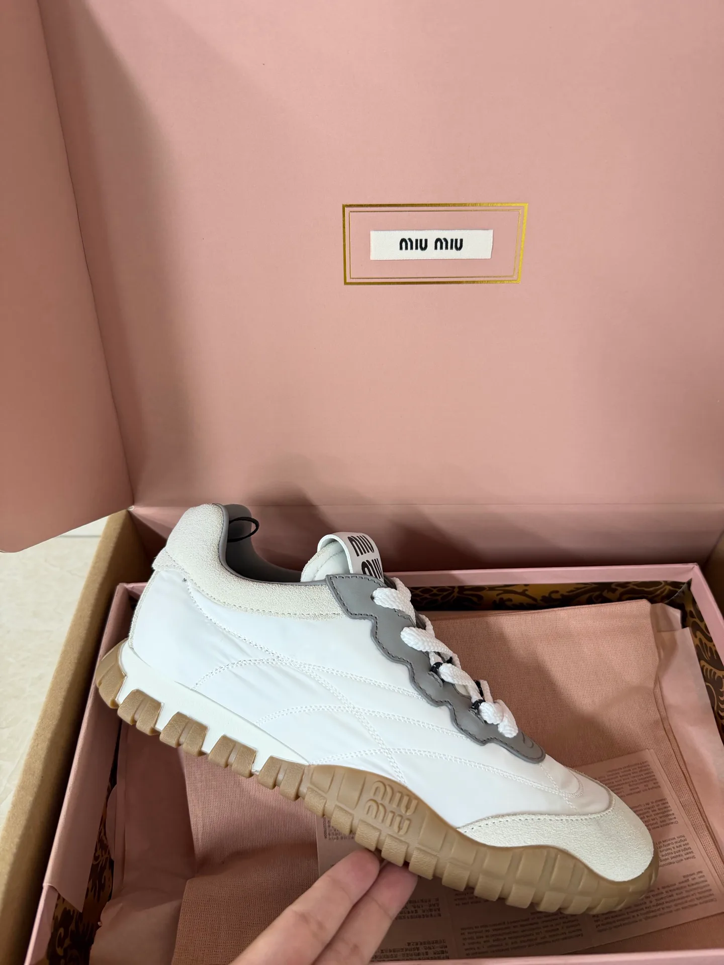 Кроссовки Женские Miu Miu 2417286