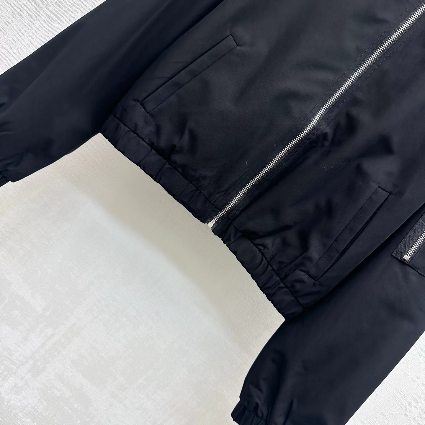 Куртки И Пуховики Женские Prada 18228488
