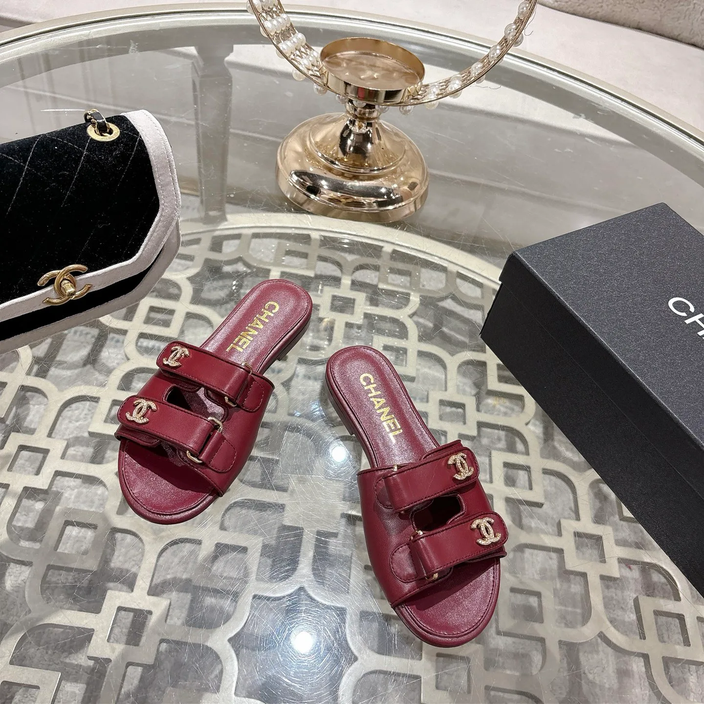 Шлепанцы Женские Chanel 10840548