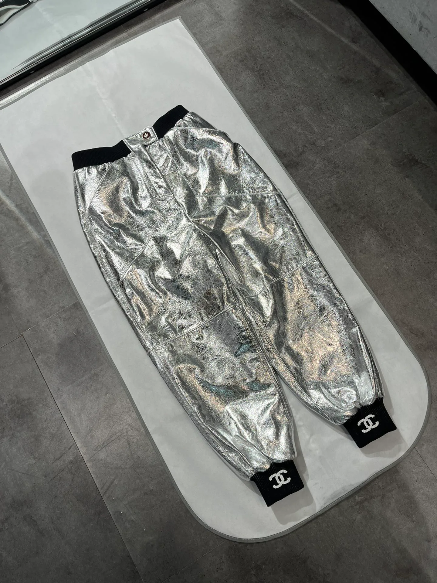 Брюки Мужские Chanel 10088593