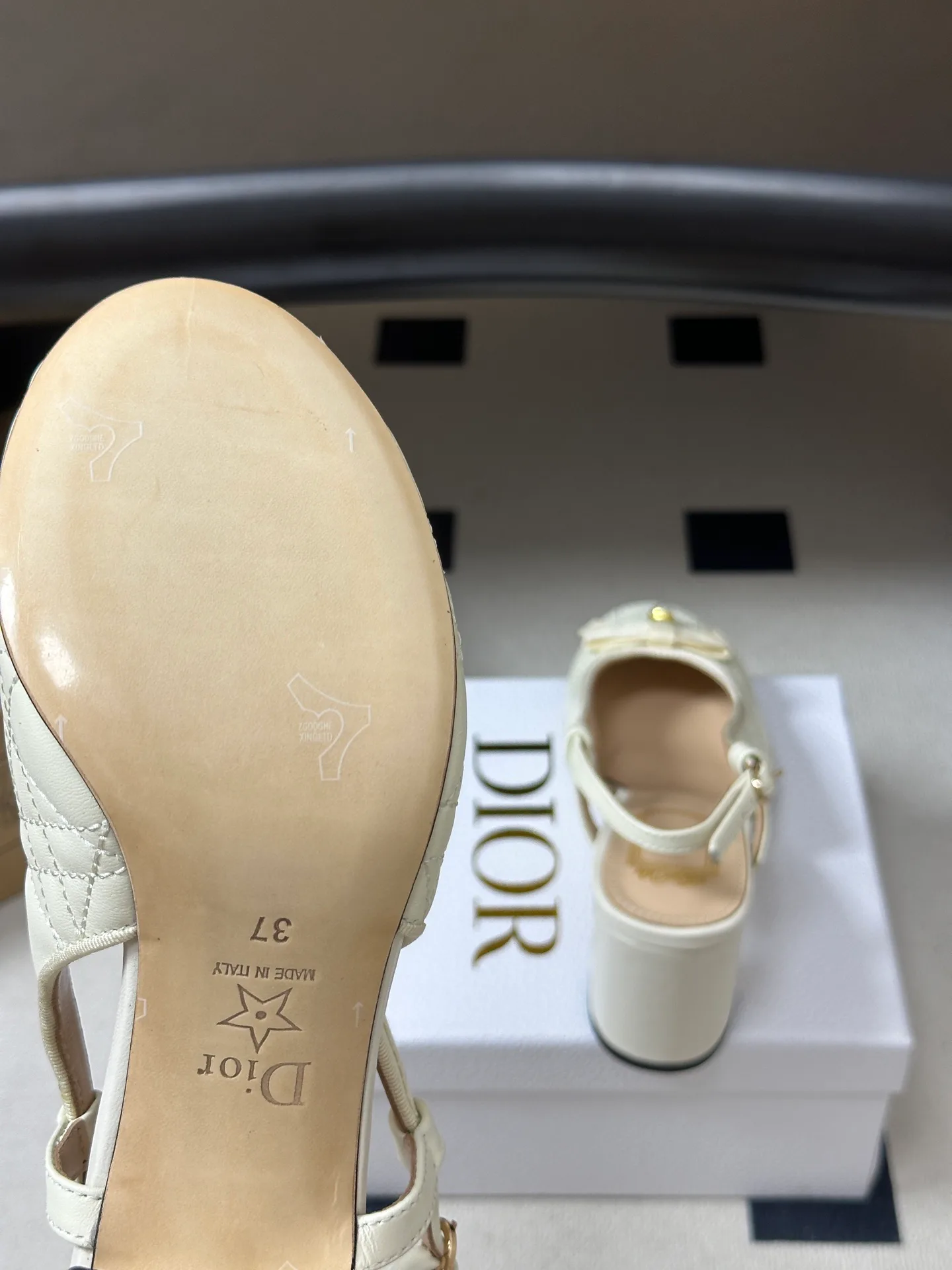 Босоножки Женские Christian Dior 17939288