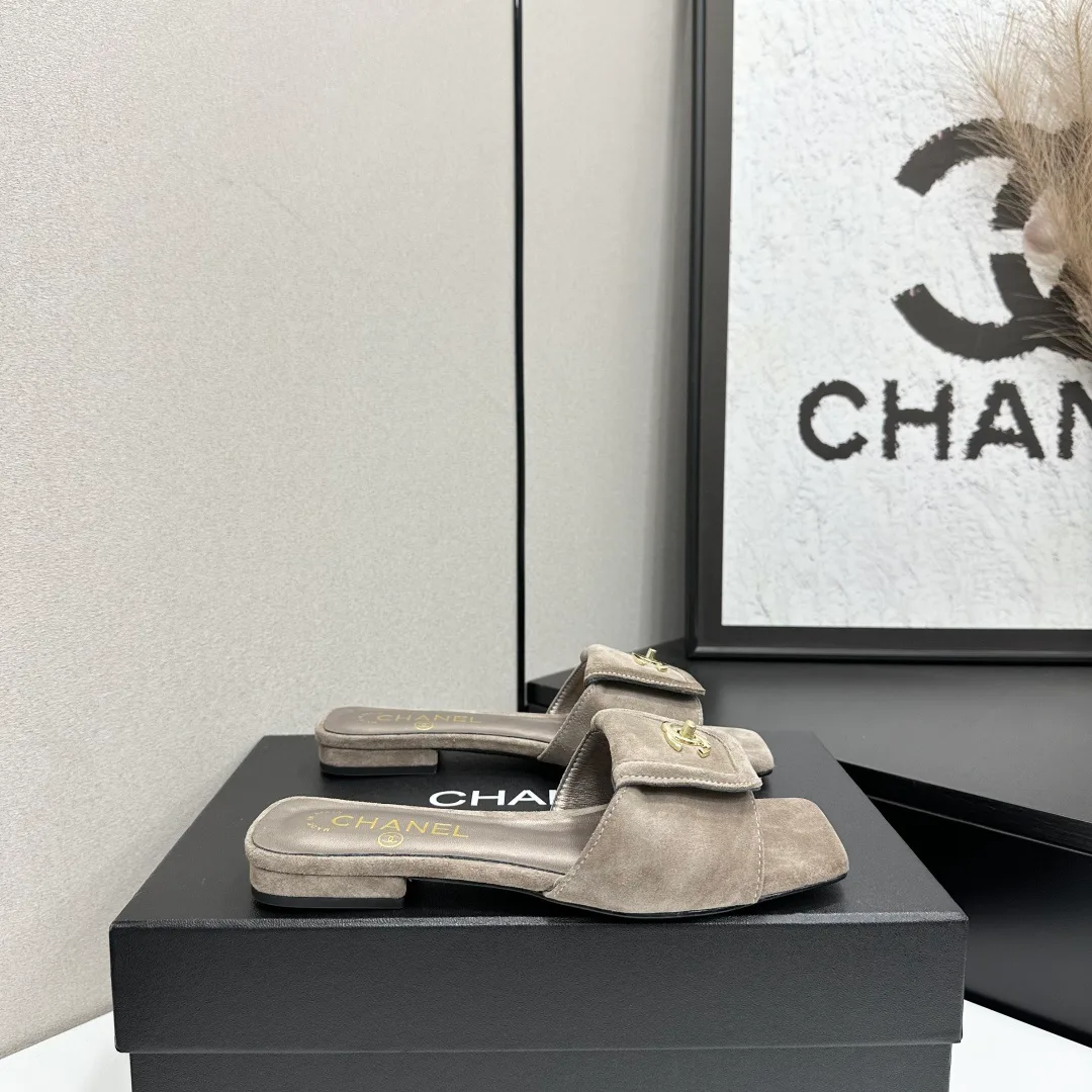 Босоножки Женские Chanel 13275836