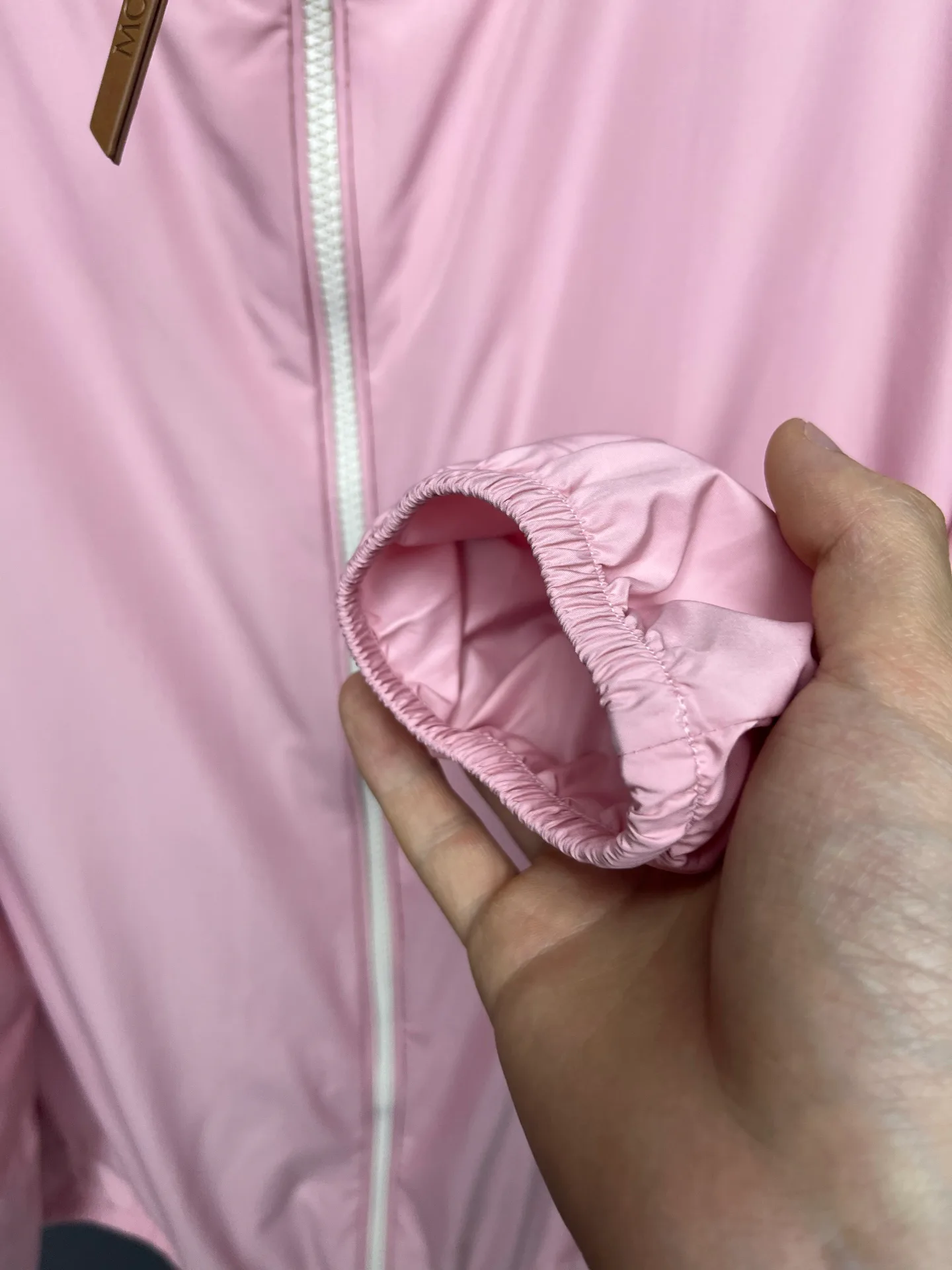 Куртки И Пуховики Женские Moncler 14179718
