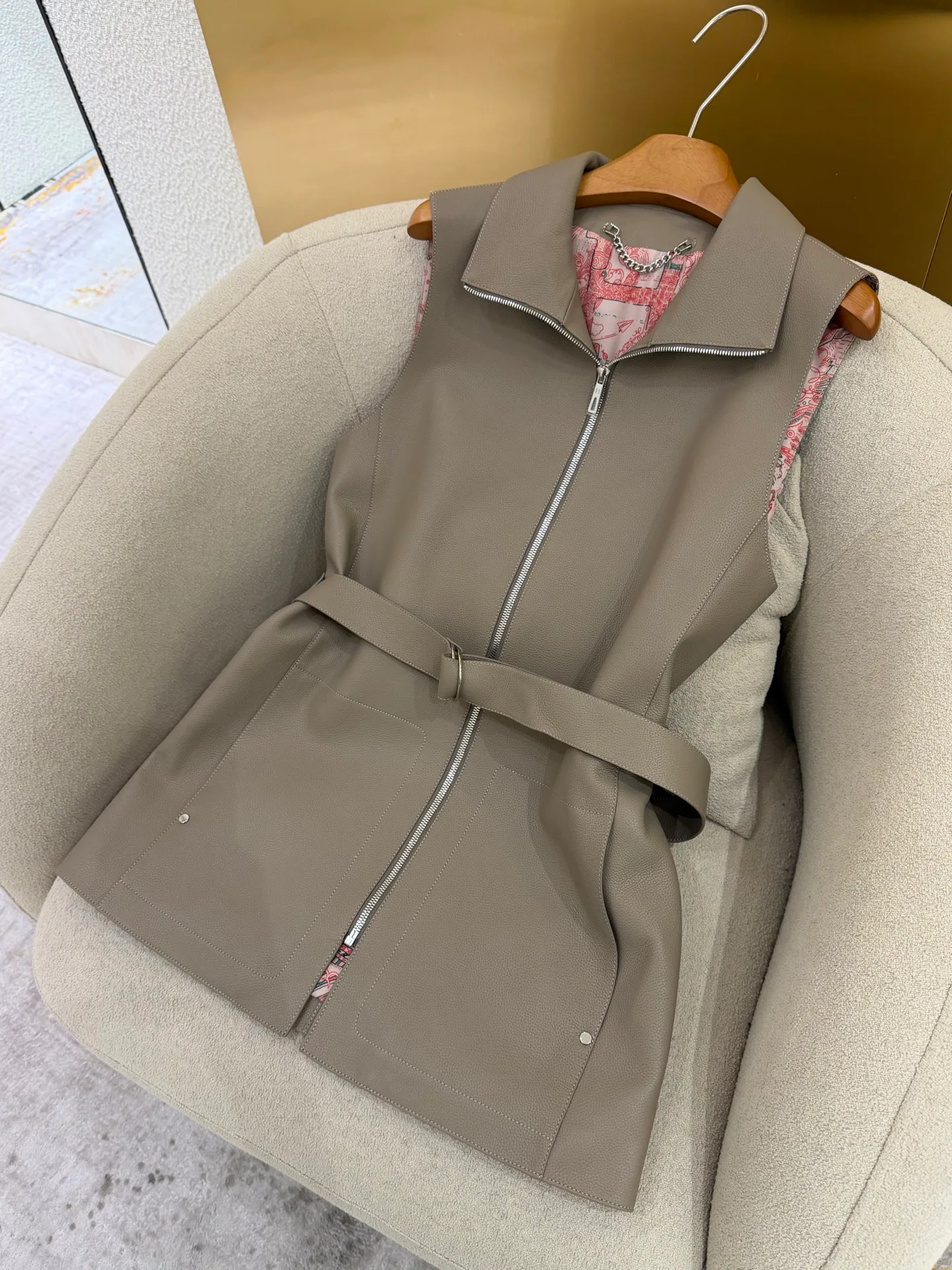 Жилеты Женские Hermes 19253087