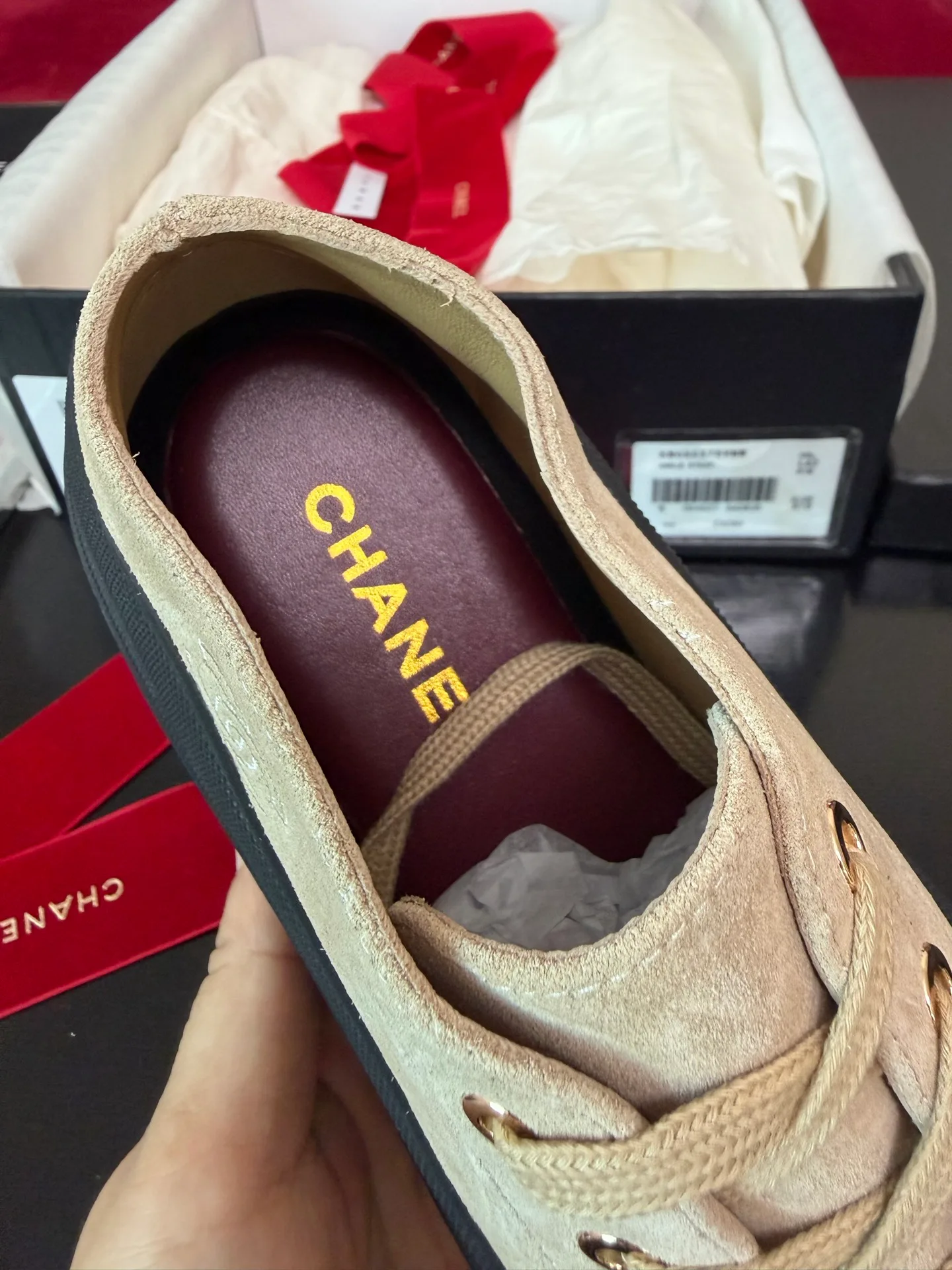 Кроссовки Женские Chanel 18683224