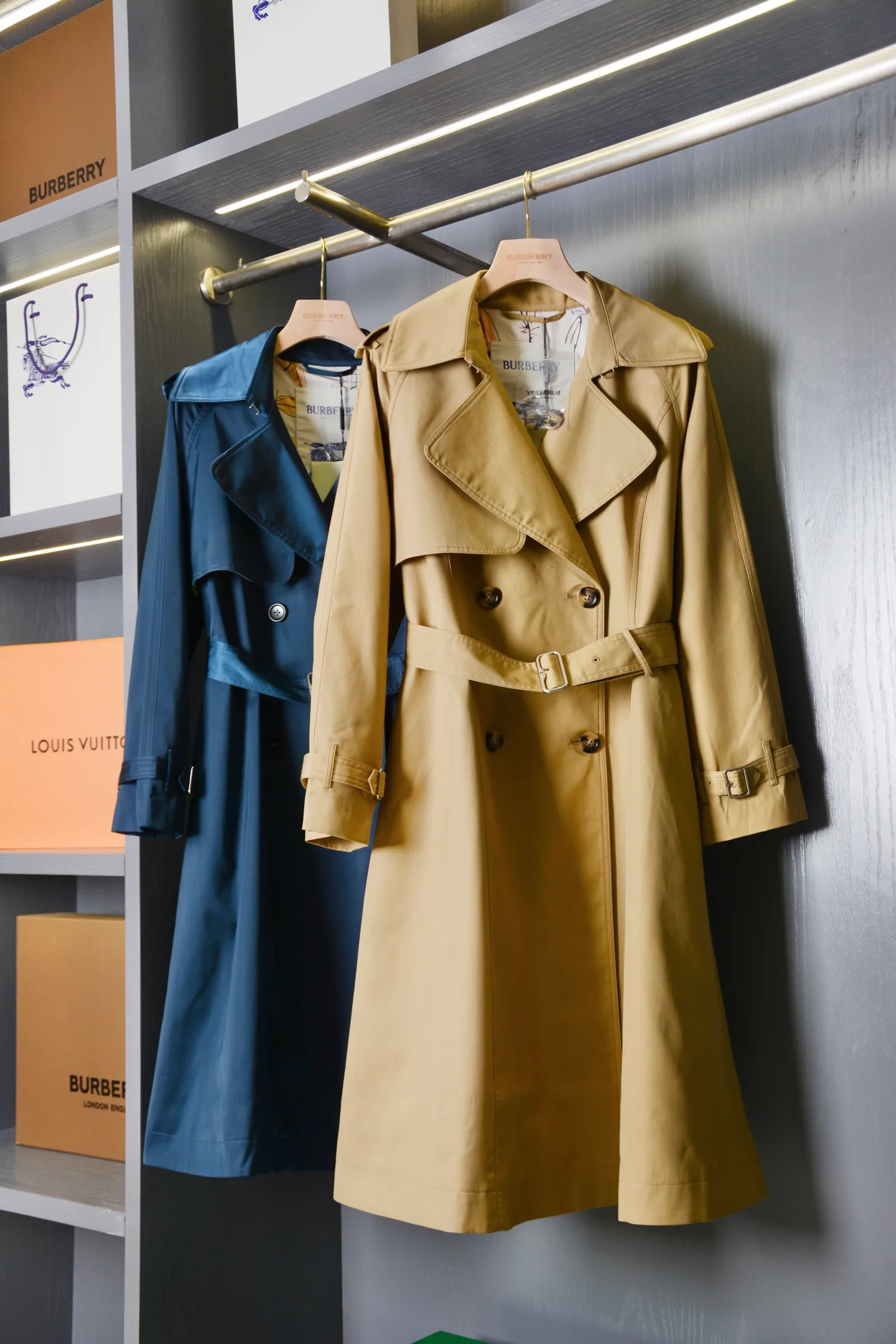 Тренчи Женские Burberry 17906709