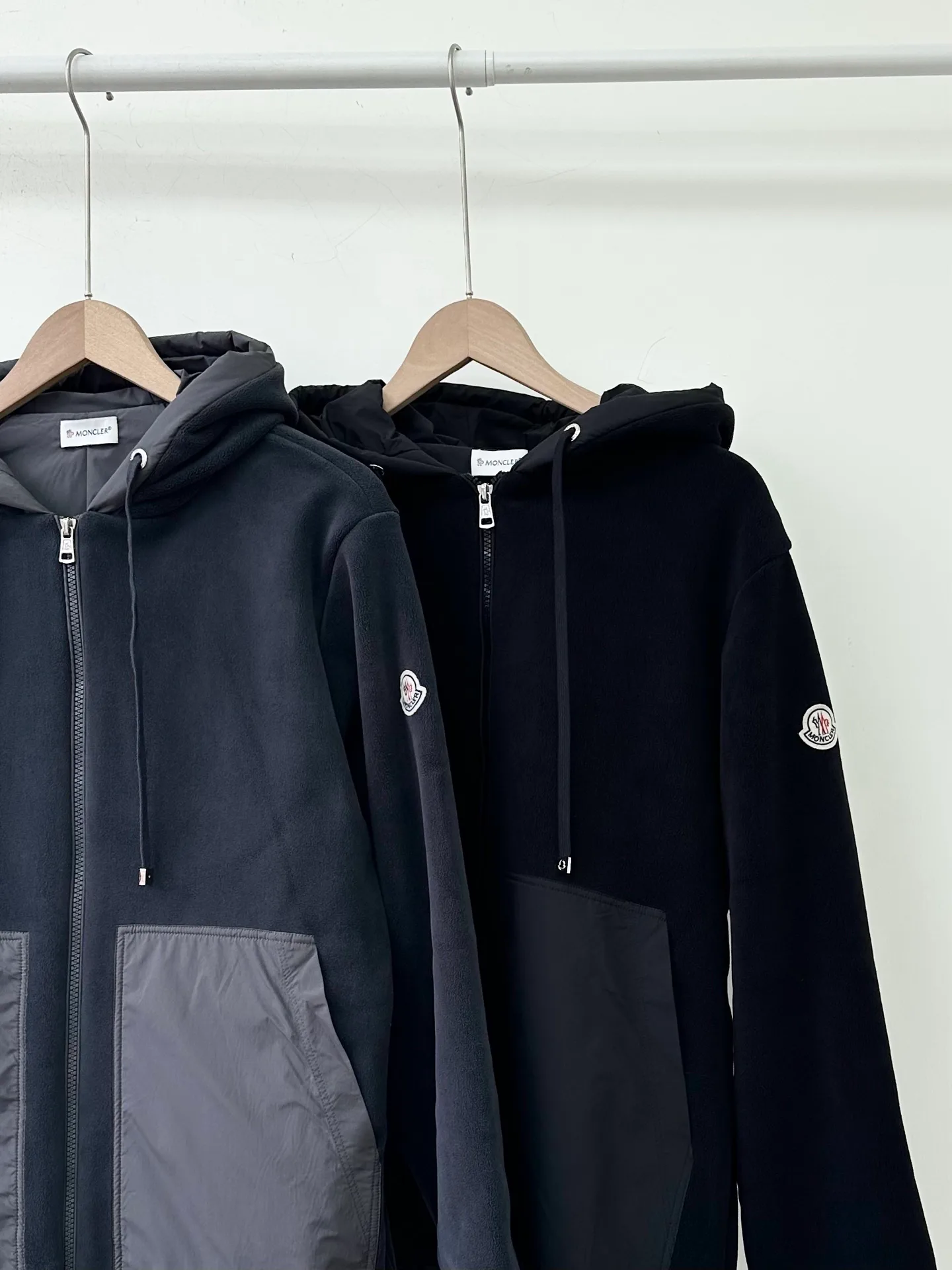 Куртки И Пуховики Мужские Moncler 17924700