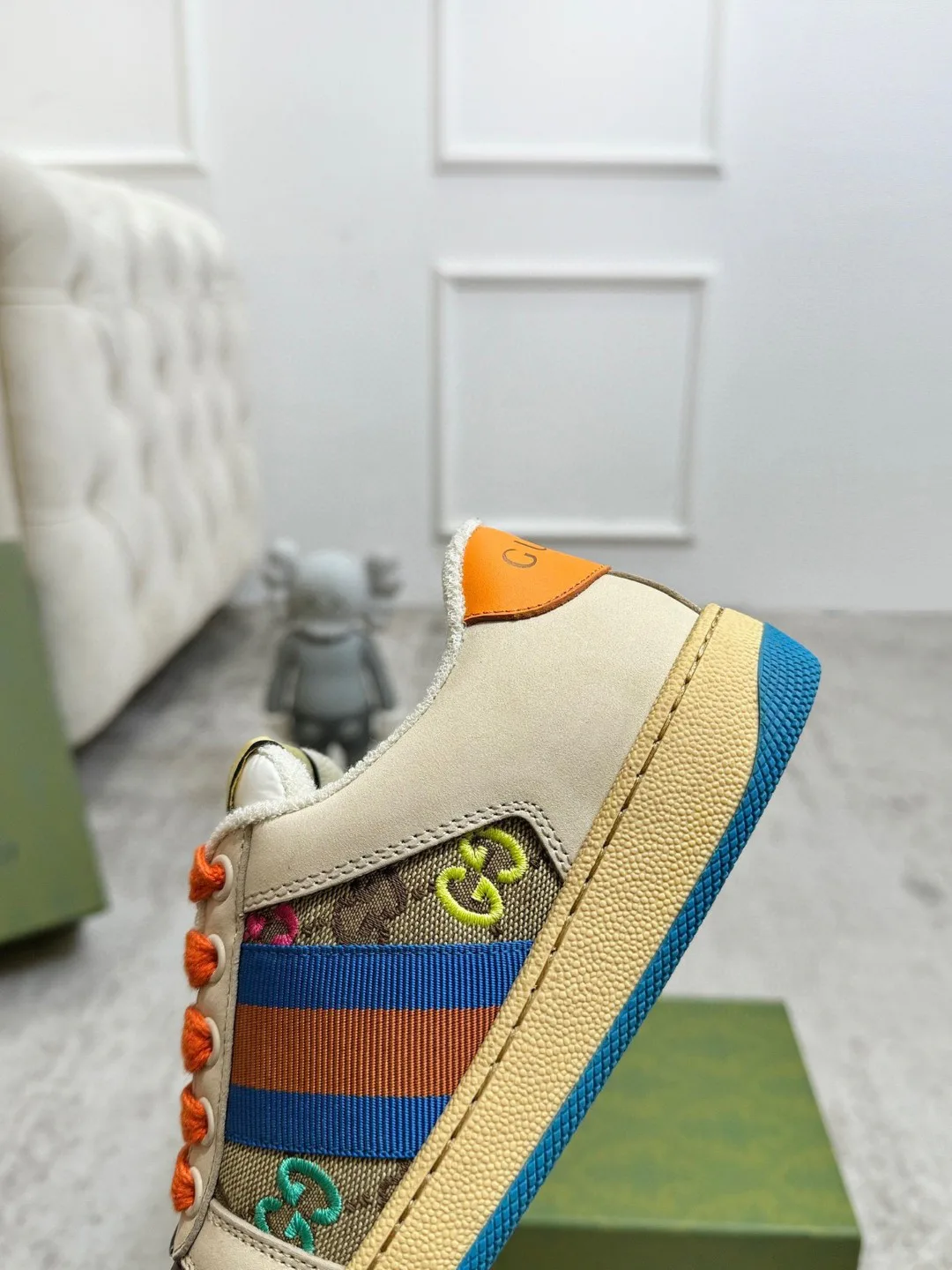 Кроссовки Женские Gucci 944965