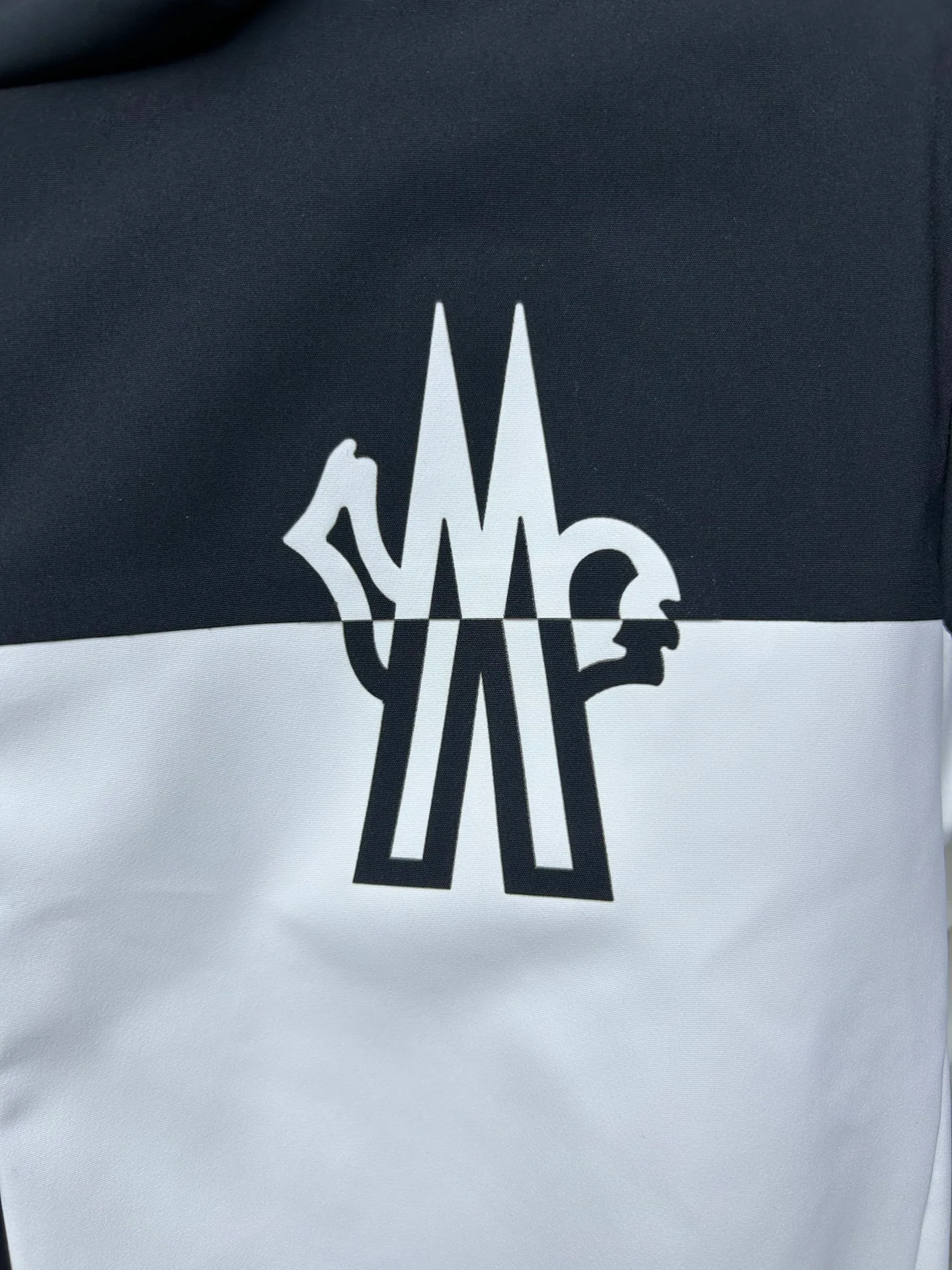 Куртки И Пуховики Женские Moncler 212209