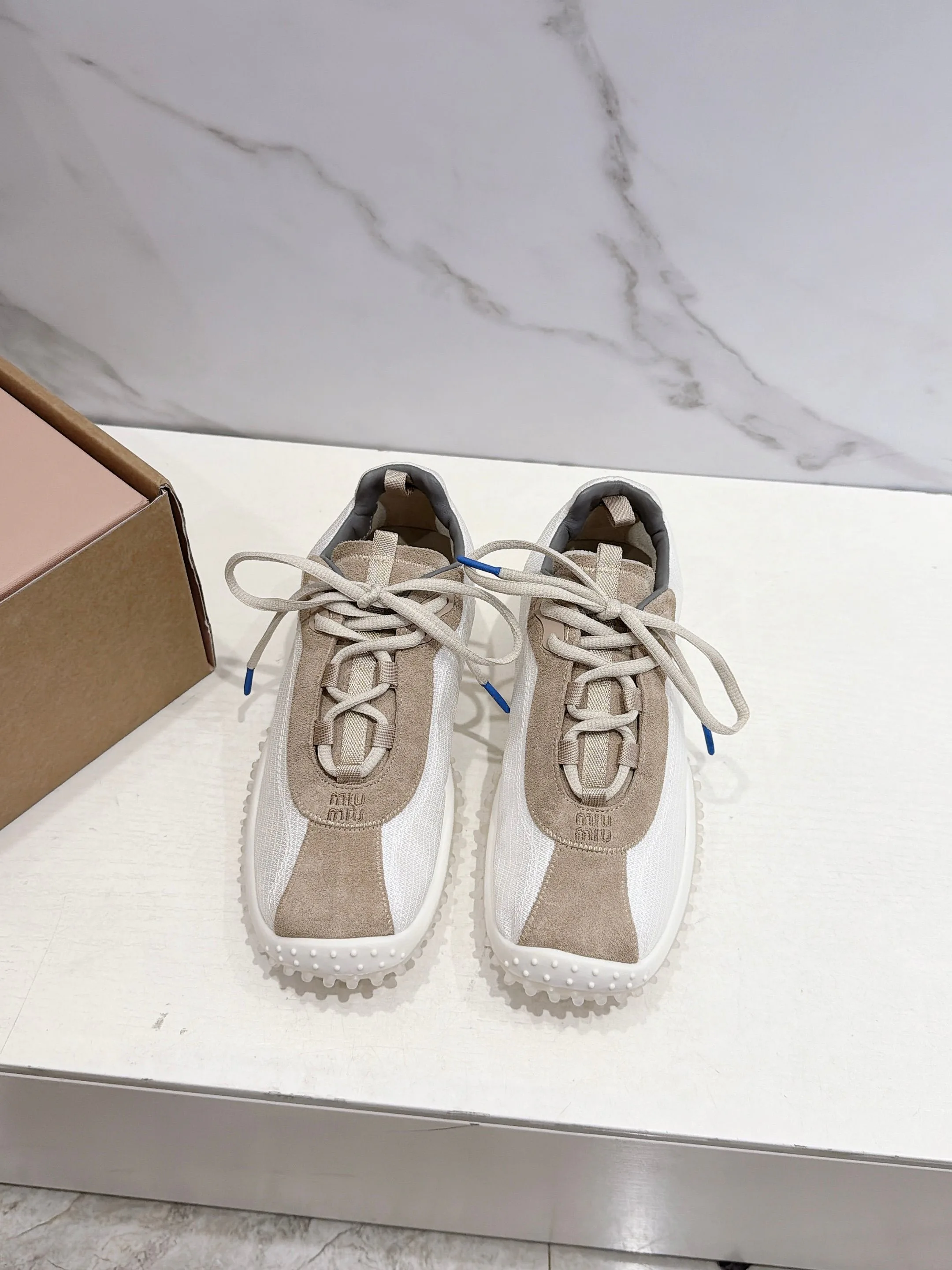 Кроссовки Женские Miu Miu 17524726
