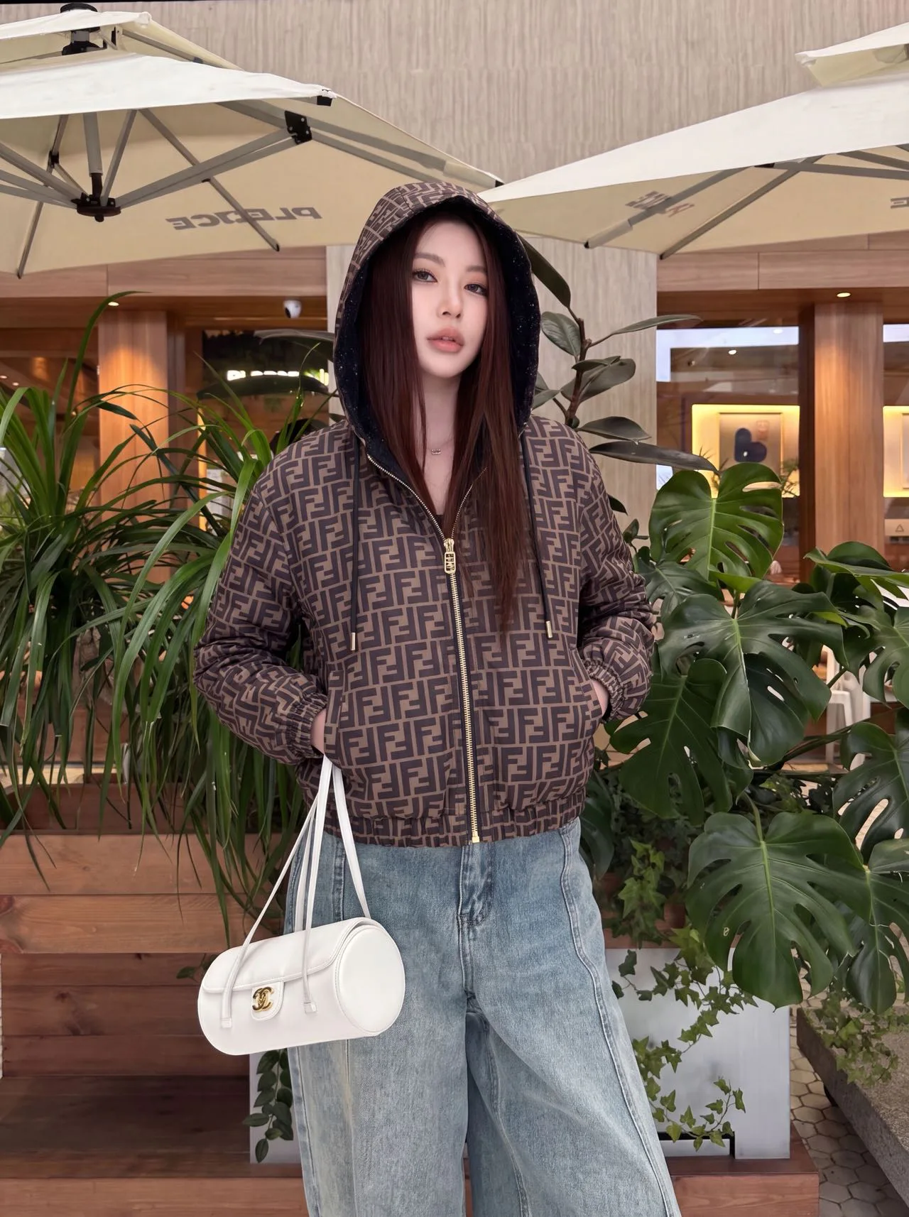 Куртки И Пуховики Женские Fendi 19293290
